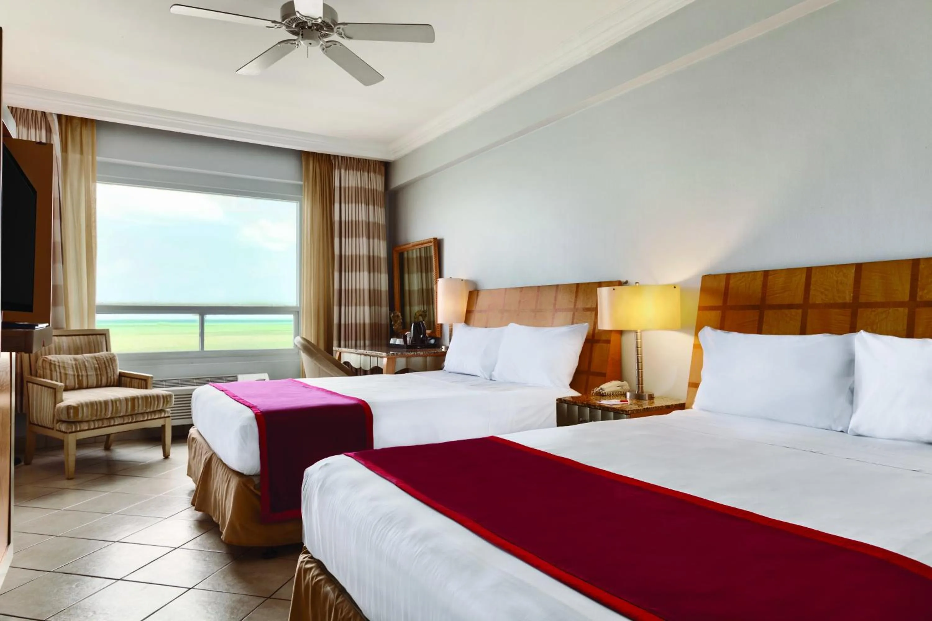 Standard Room - Non-Smoking in Ramada by Wyndham Princess Belize City