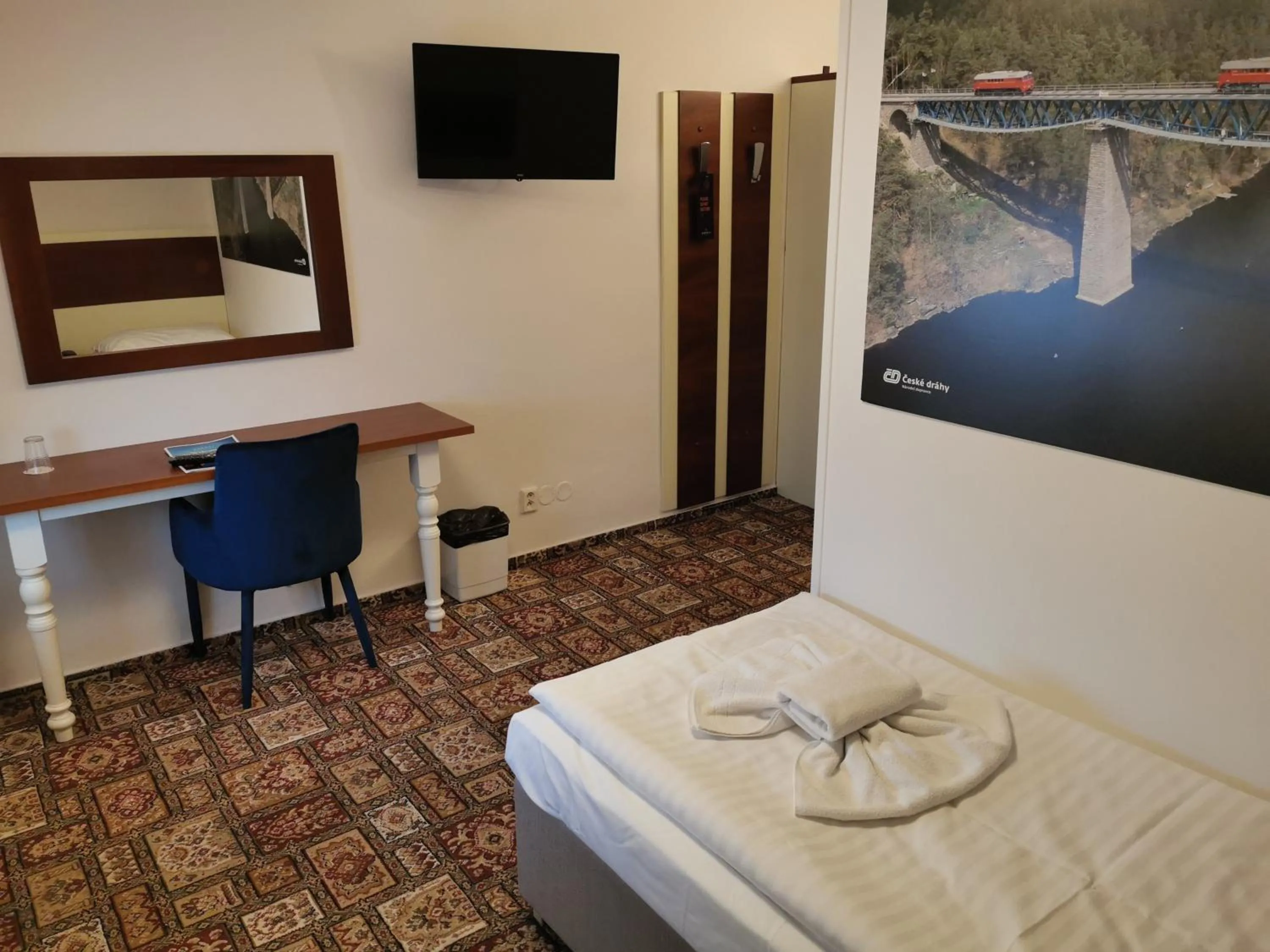 Single Room in City-Inn
