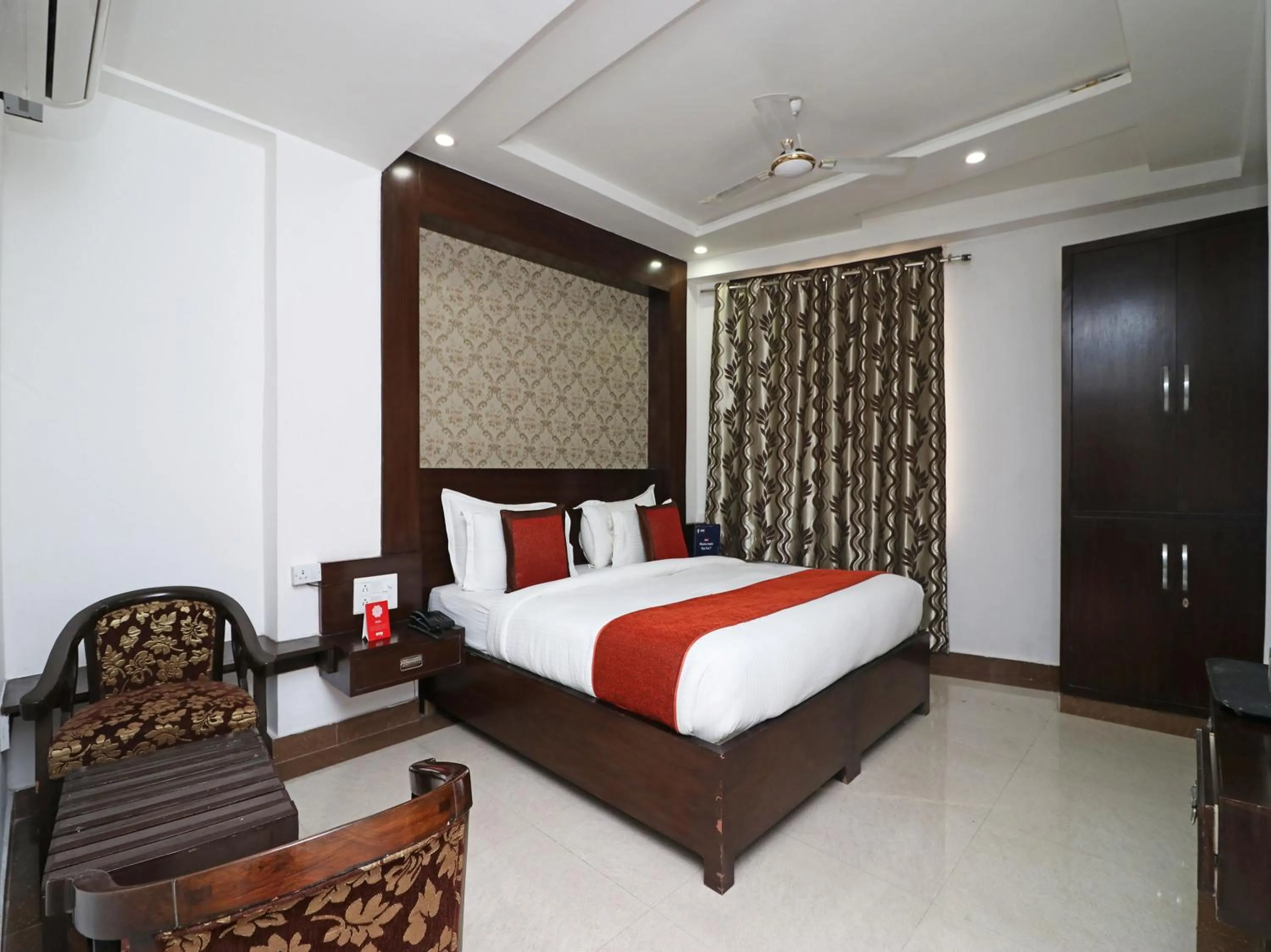 Deluxe Triple Room in Hotel Samovar by Goyal Hotel