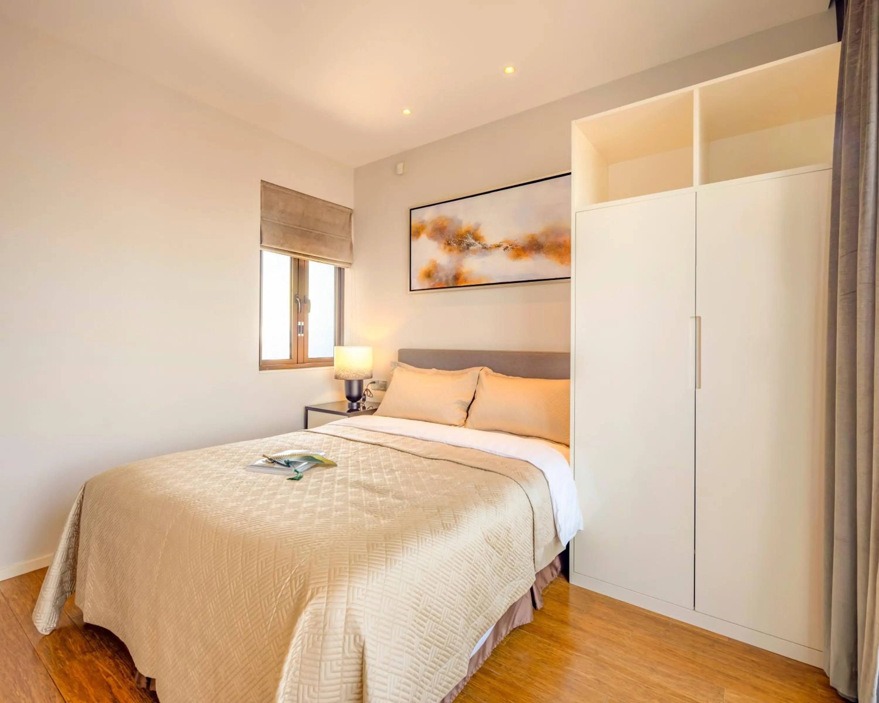 Two Bedroom Deluxe Suite in Green Court Premier Jinqiao Shanghai