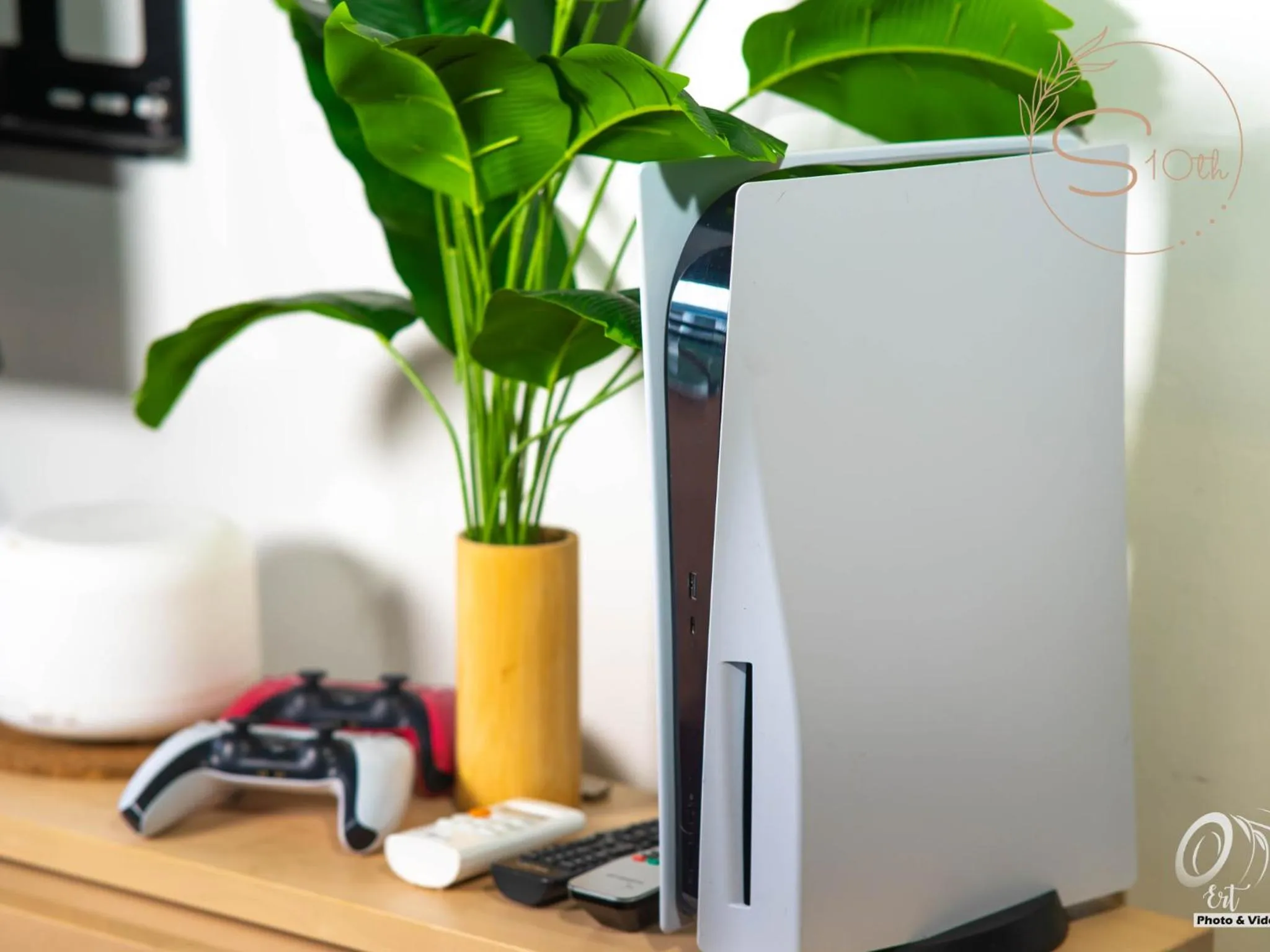 Studio in Summer10th Pinesuites Scandi Minimalist Deluxe