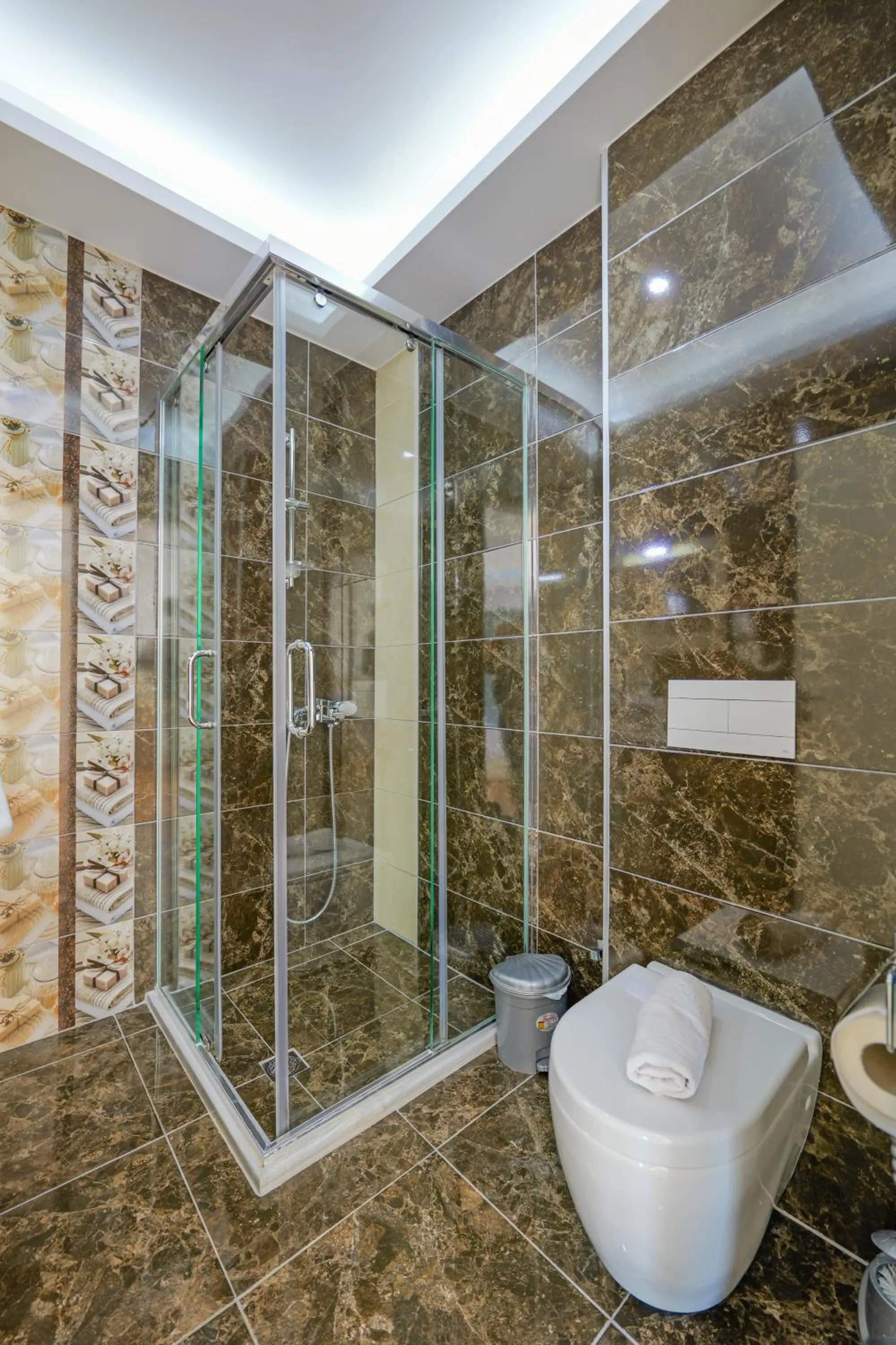 Double Room with Balcony in Hotel Iliria