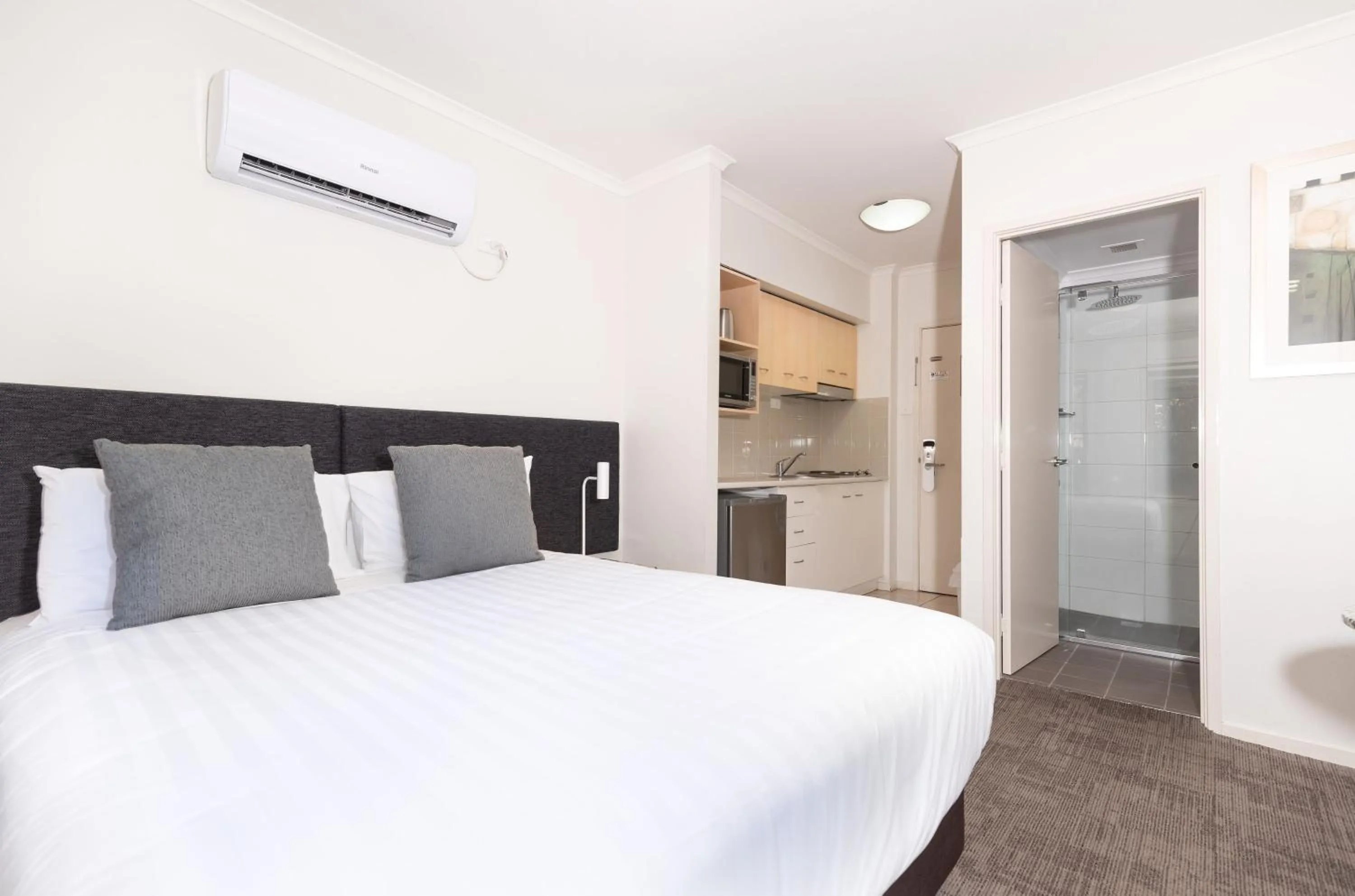 Studio Apartment in Quest Wagga Wagga