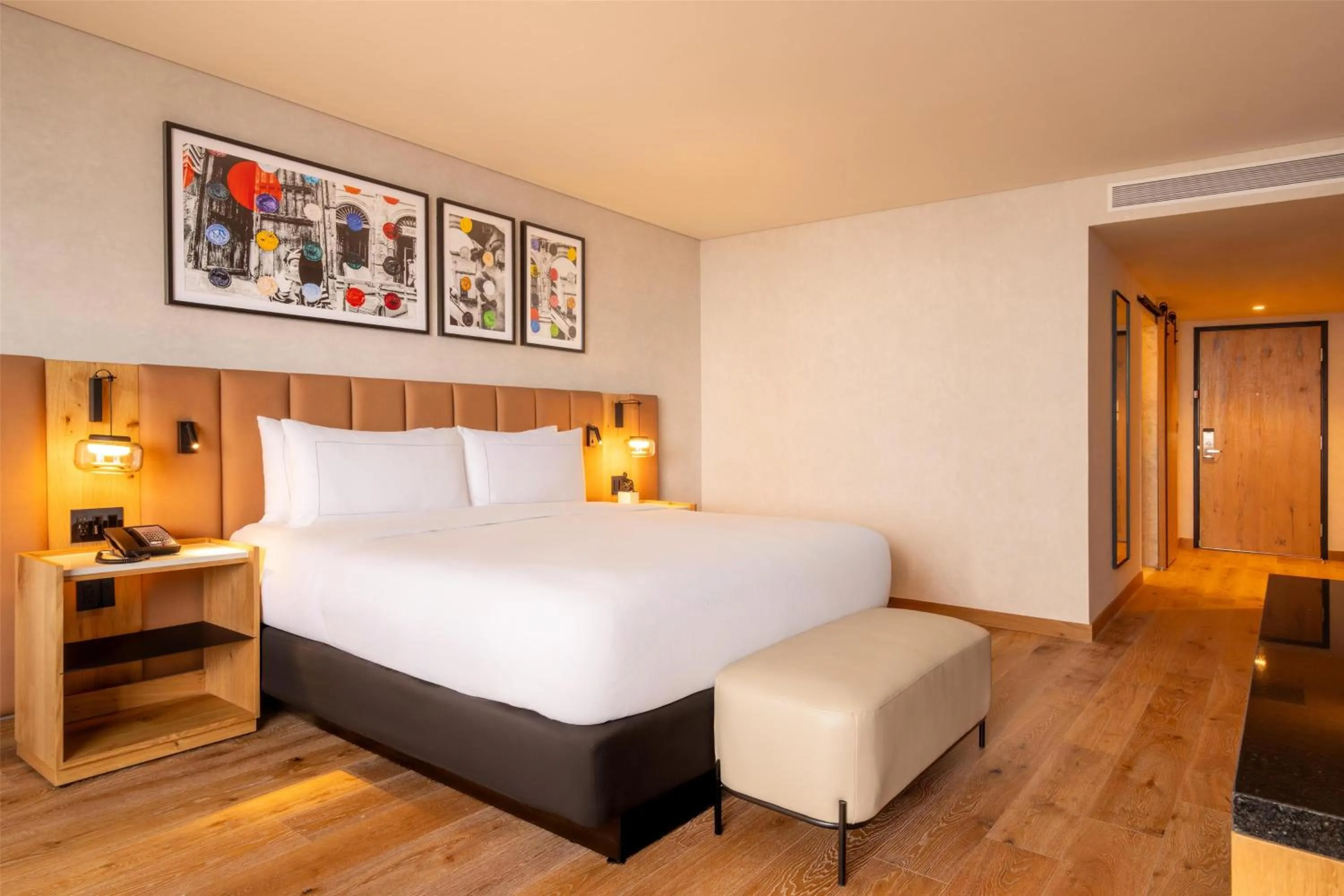 Executive King Room with Skyline View - single occupancy in Hilton Mexico City Reforma