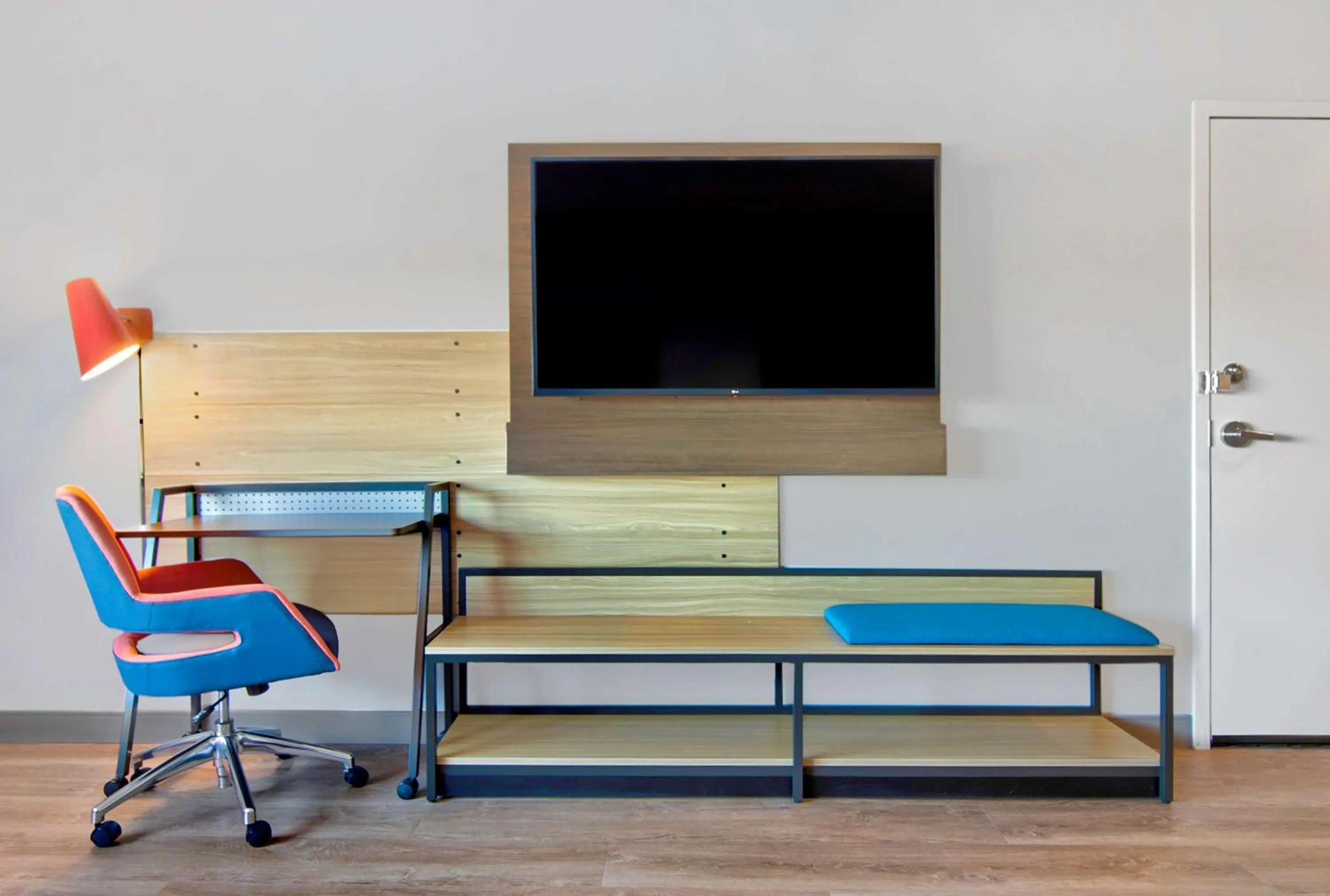 King Room in Tru By Hilton Ashburn One Loudoun, Va