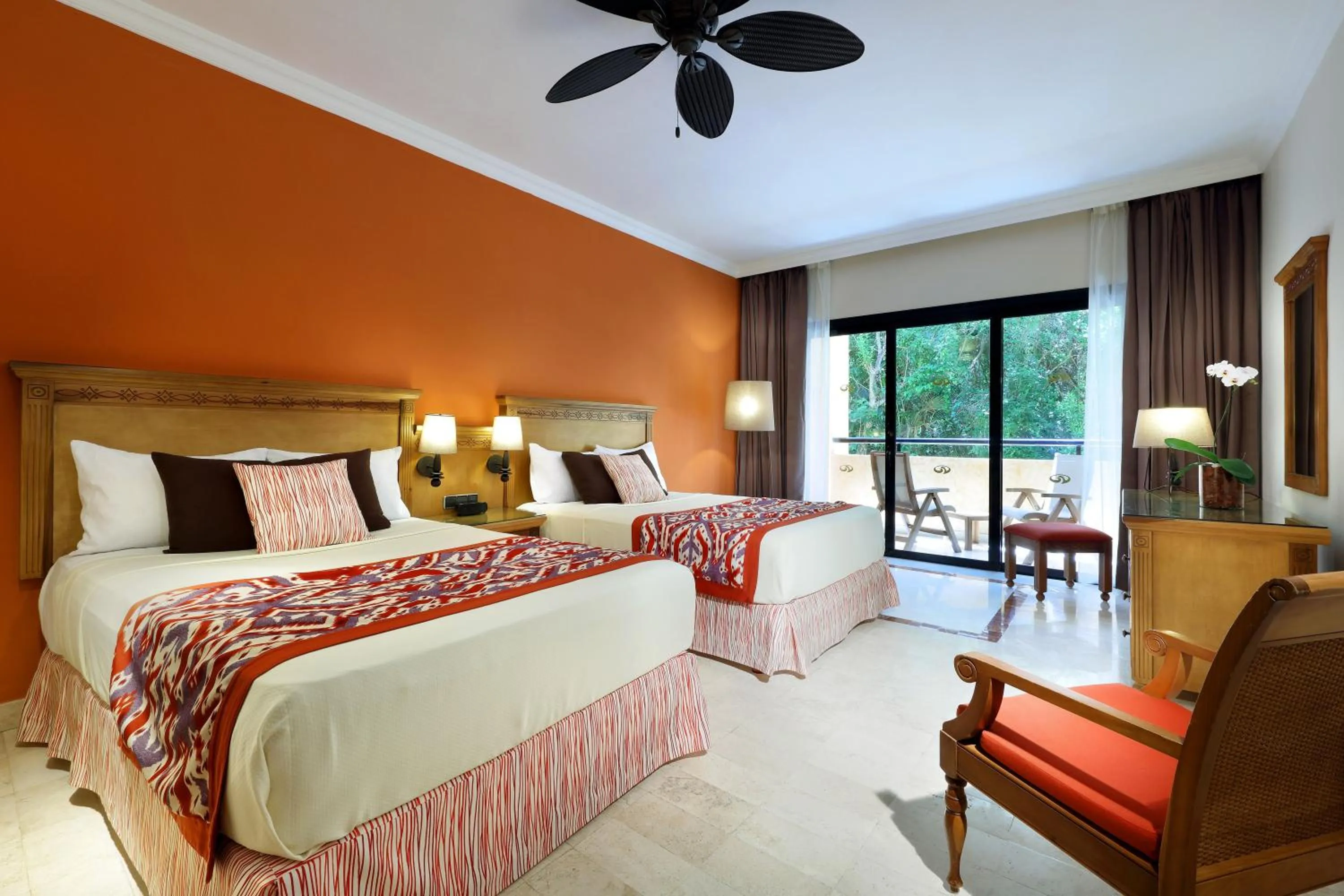 Deluxe Garden View in Grand Palladium Colonial Resort & Spa - All Inclusive