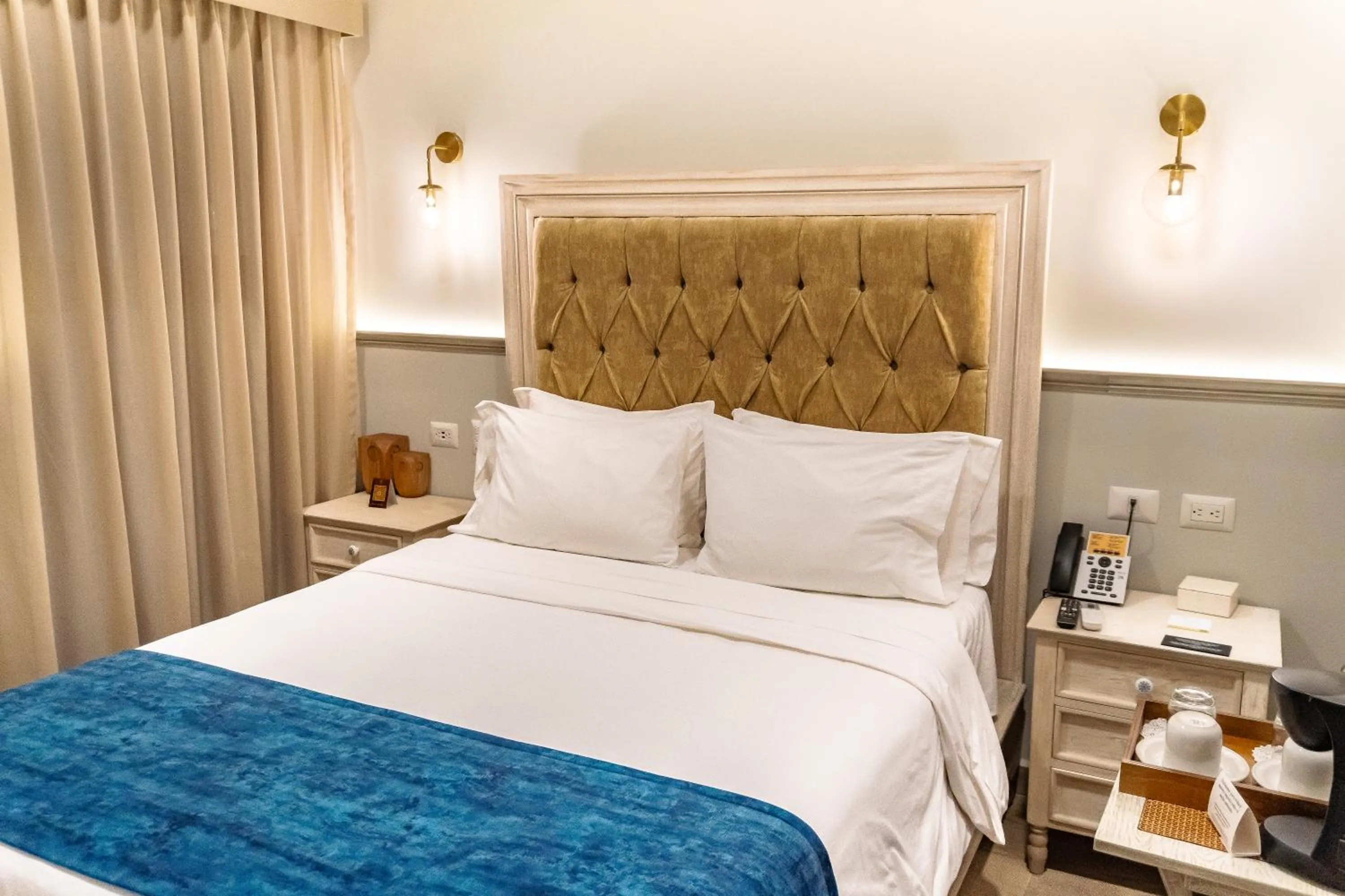 Standard Room in voco Royalty Puebla Downtown by IHG