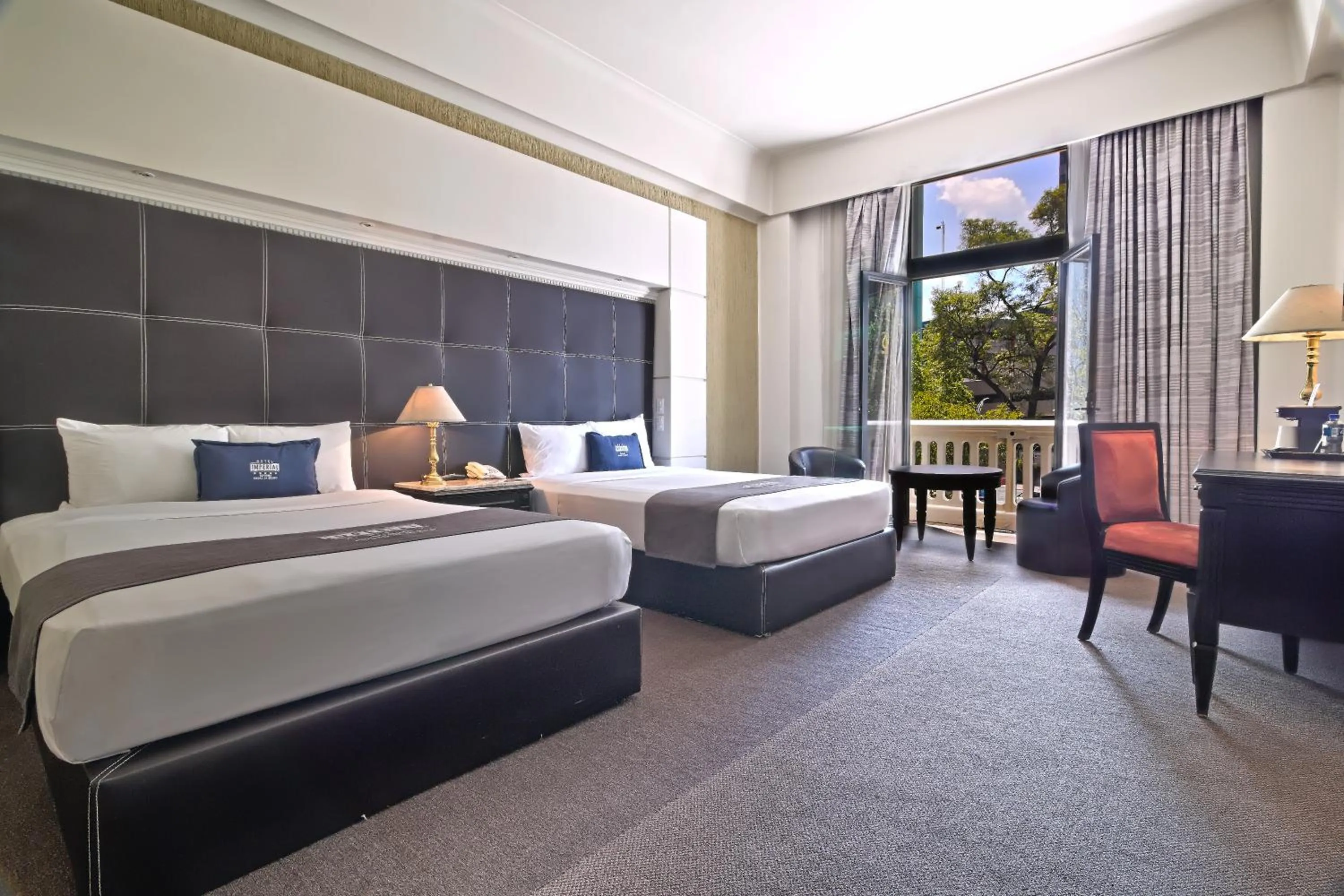 Deluxe Double Room with Two Double Beds in Hotel Imperial Reforma