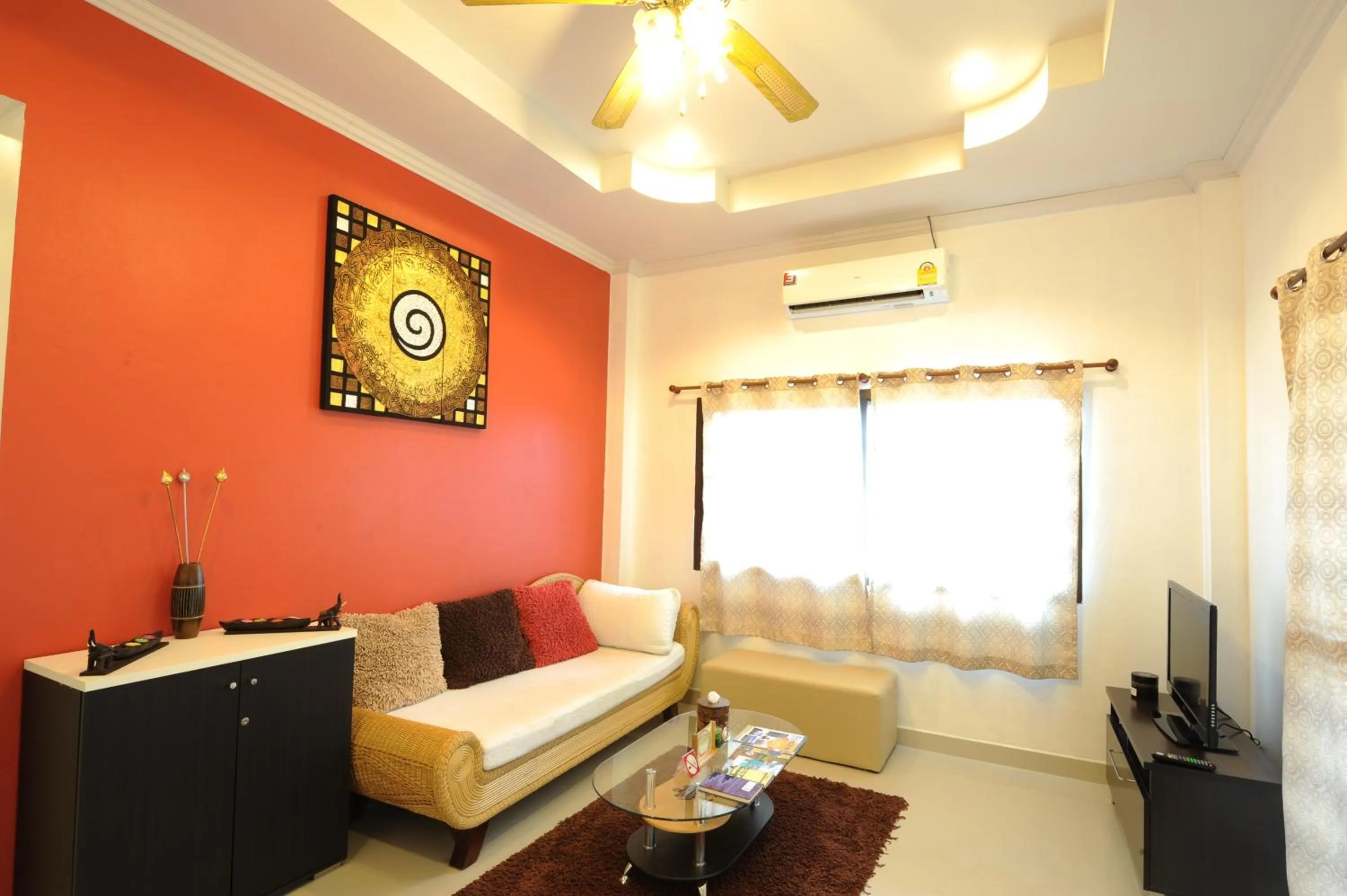 Three-Bedroom House in Ruankasalong Hua Hin