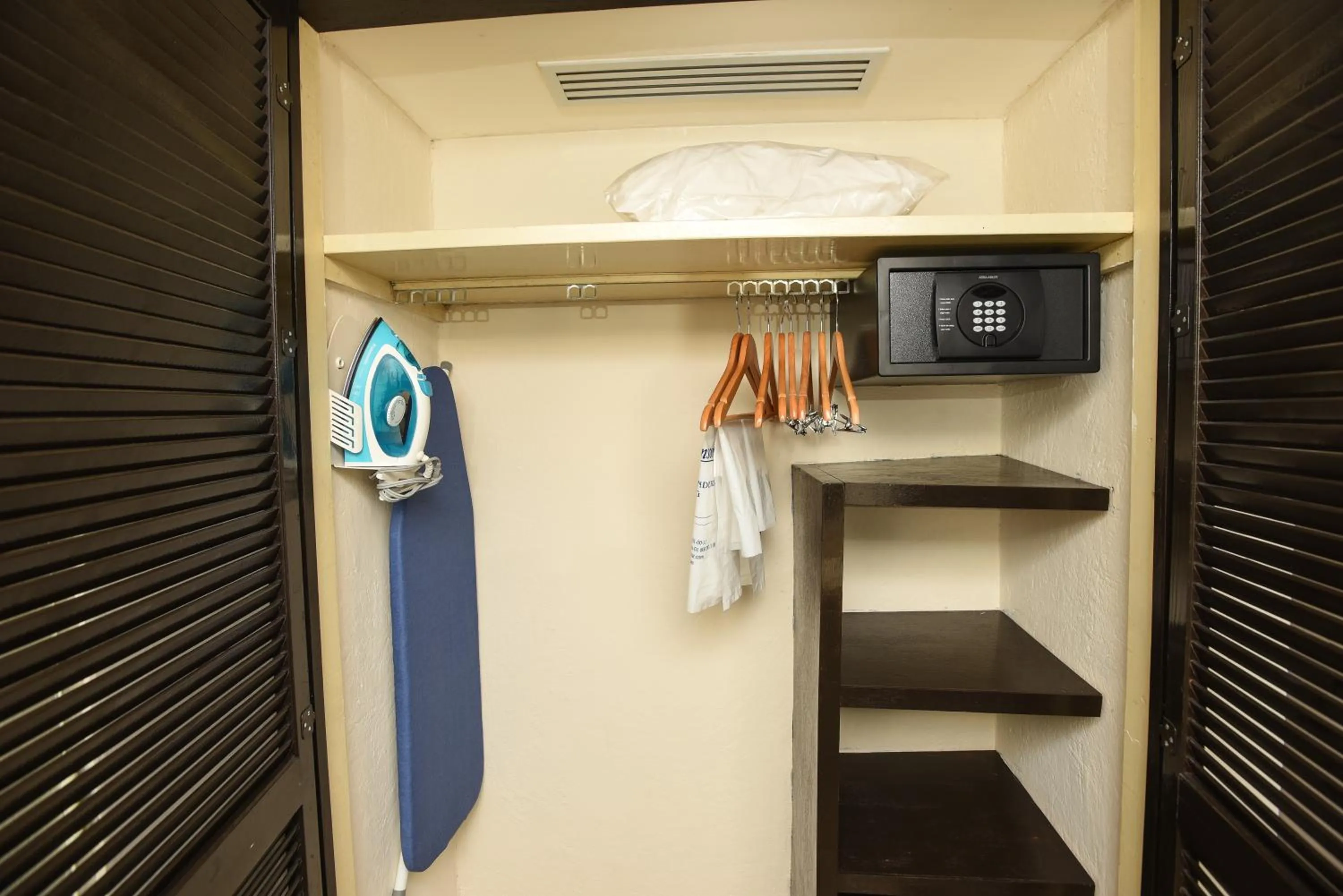 Junior Suite in Howard Johnson by Wyndham Veracruz