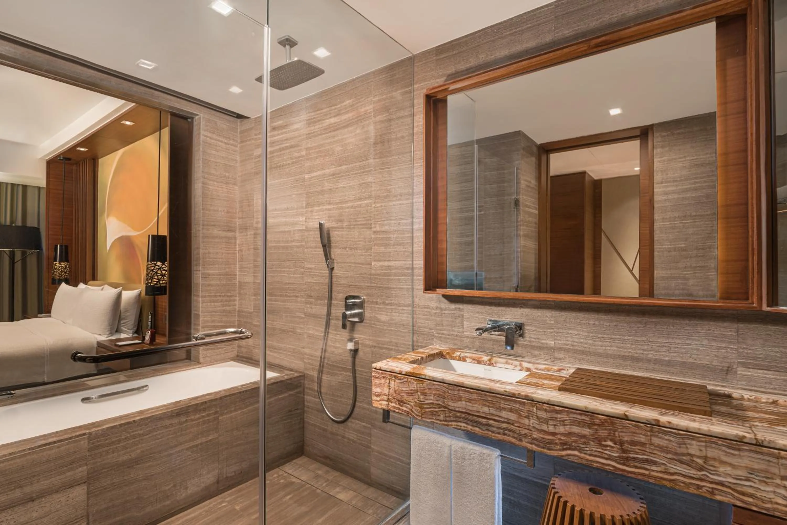 Continental Superior King Room in Marco Polo Ortigas Manila