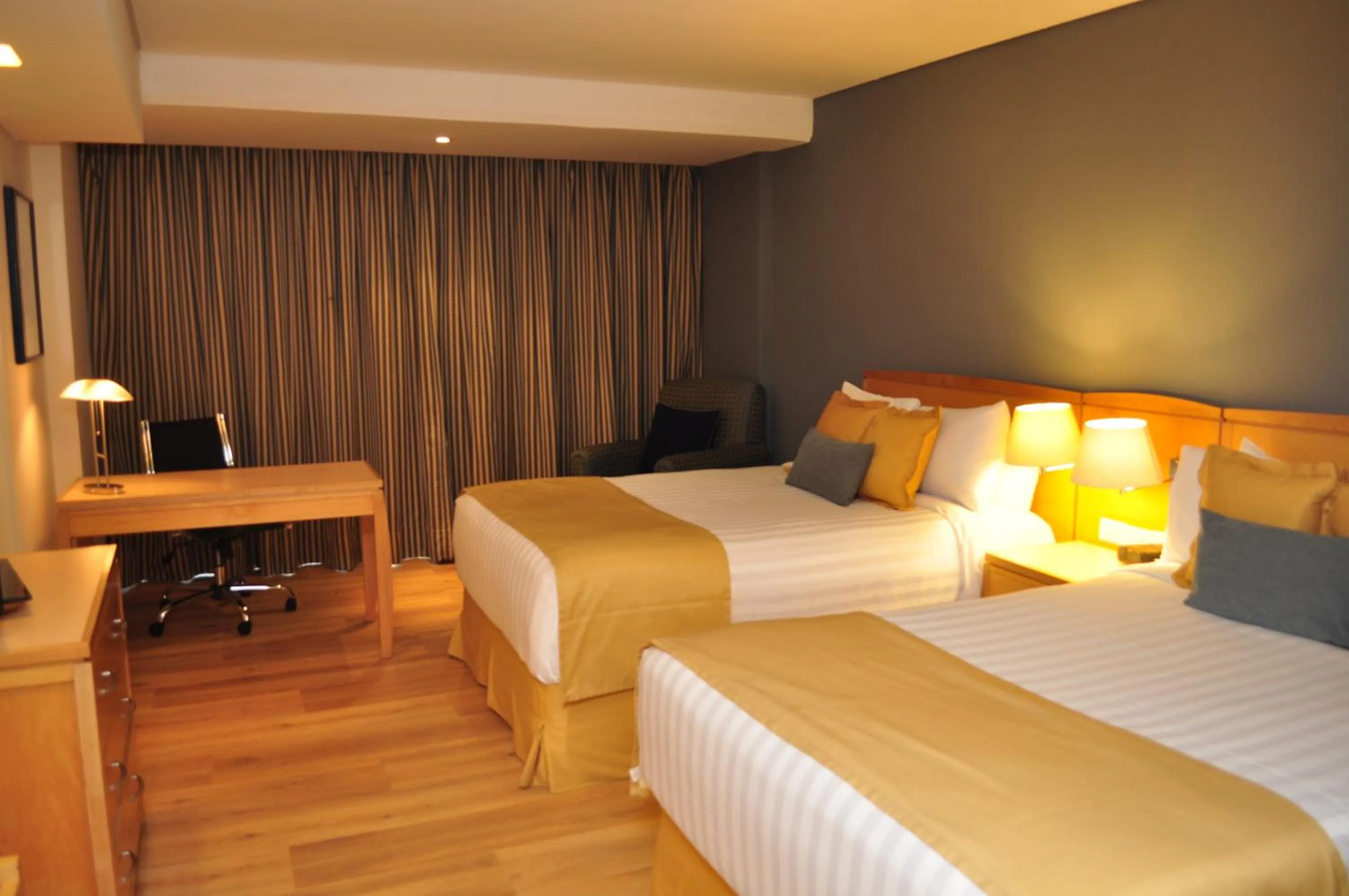 Double Room with Two Double Beds in Radisson Paraiso Hotel Mexico City
