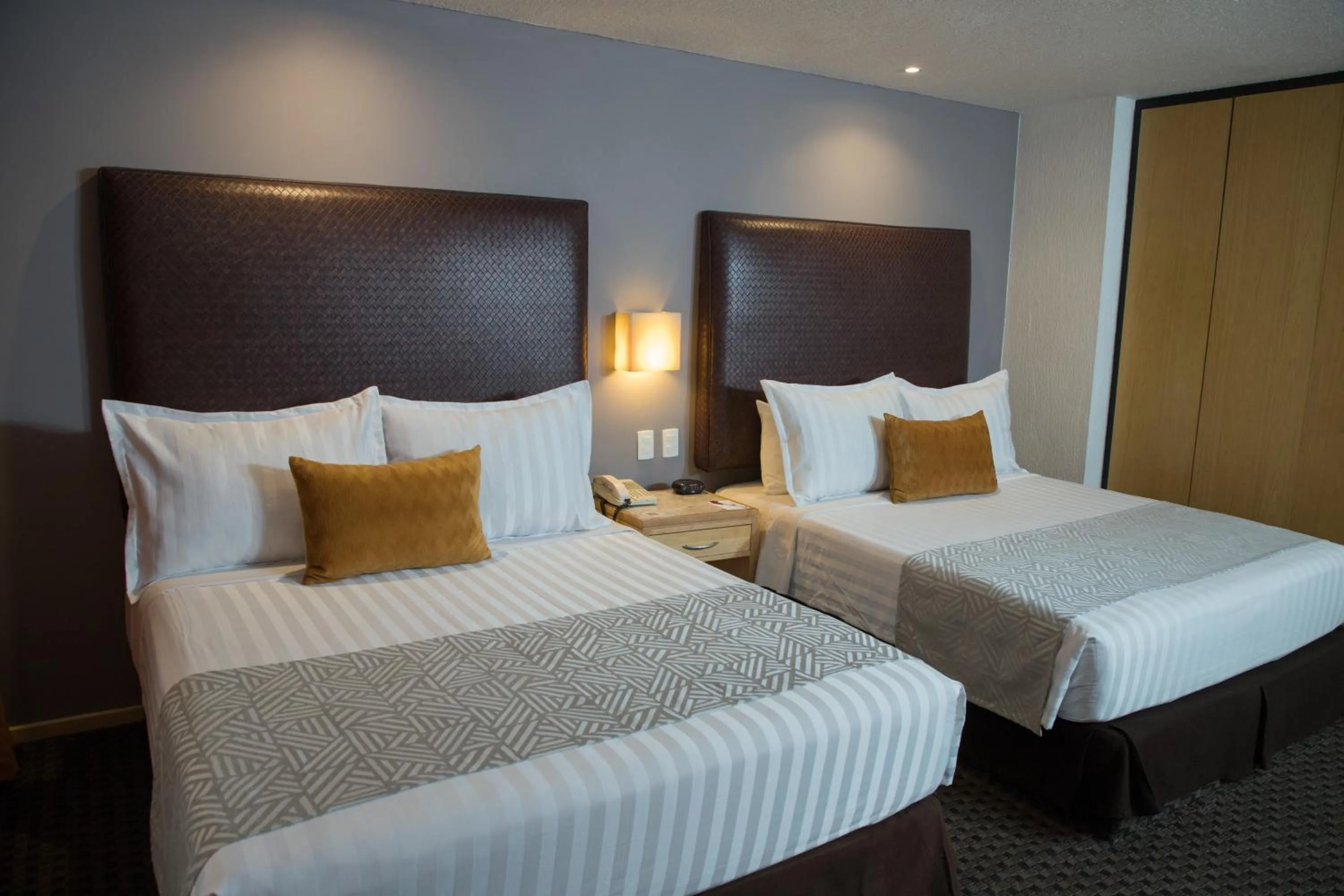 Junior Suite in Sevilla Palace