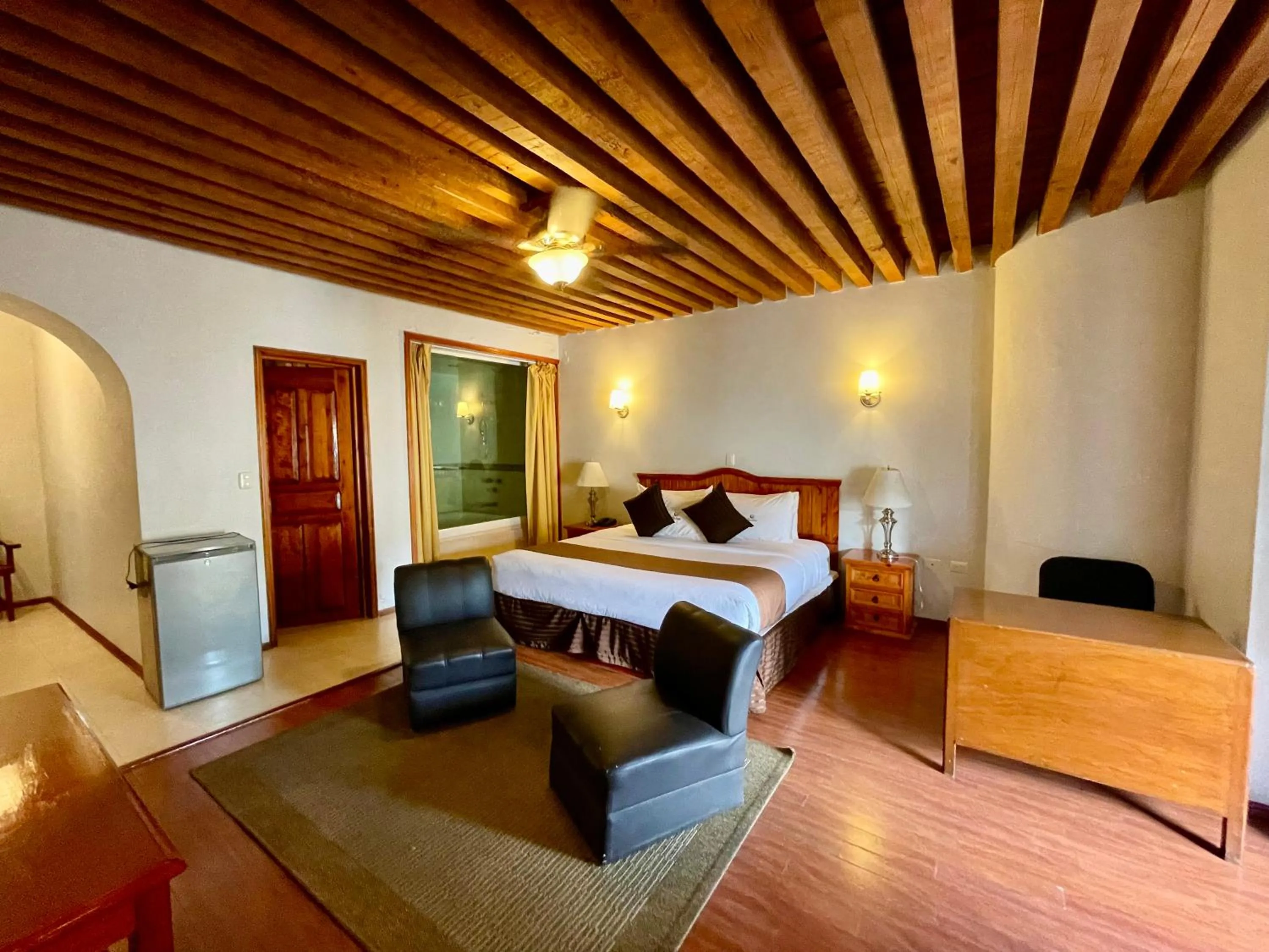 Master Suite in Hotel Puebla Plaza