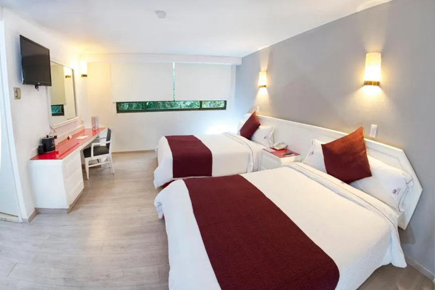 Twin Room in Hotel Regente