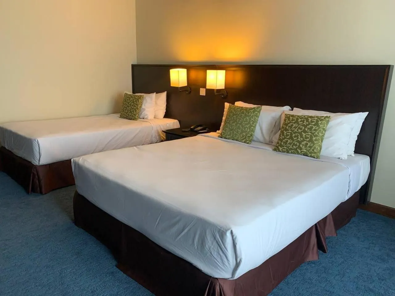 Deluxe Family Room in EHSAN SEAVIEW HOTEL PORT DICKSON