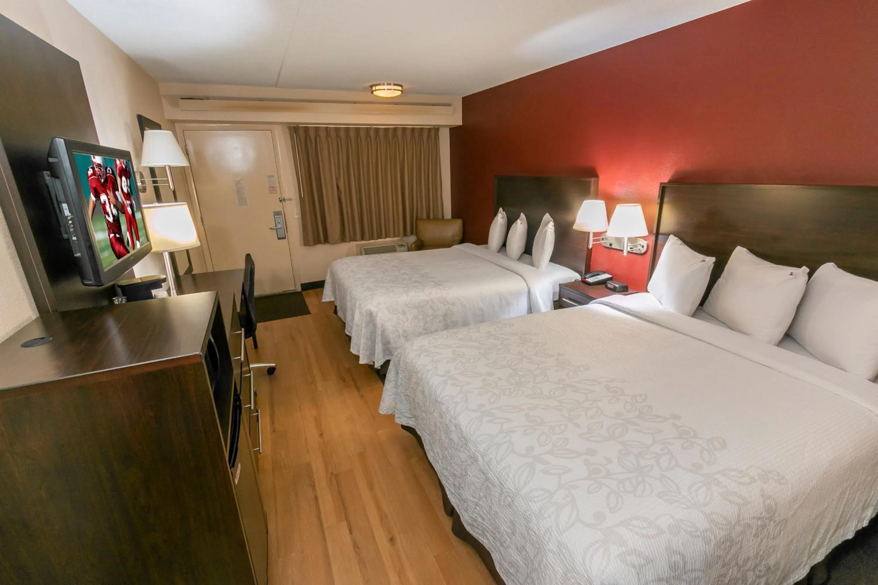 Deluxe Double Room with Two Double Beds Smoke Free in Red Roof Inn PLUS+ Statesville