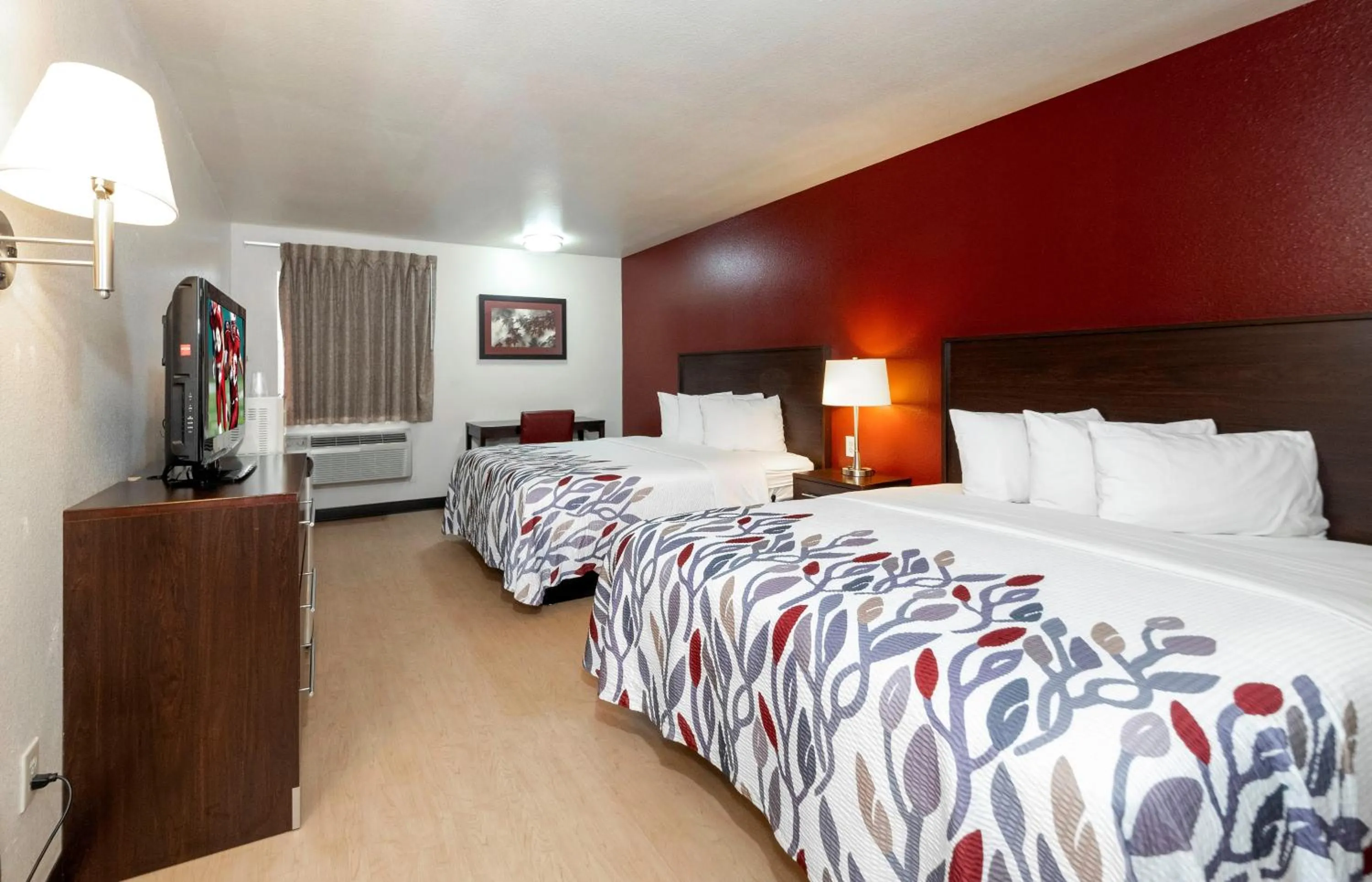 Deluxe Double Room with Two Double Beds - Non-Smoking in Red Roof Inn St Robert Ft Leonard Wood