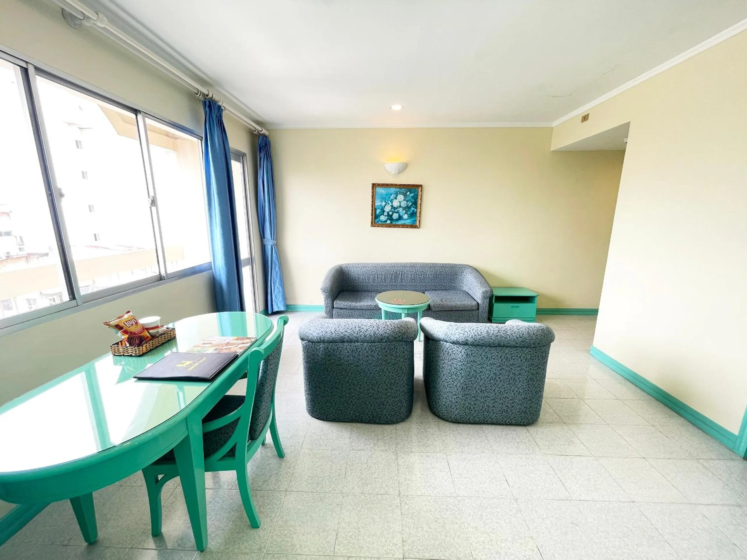 Suite in Bat Dat Hotel