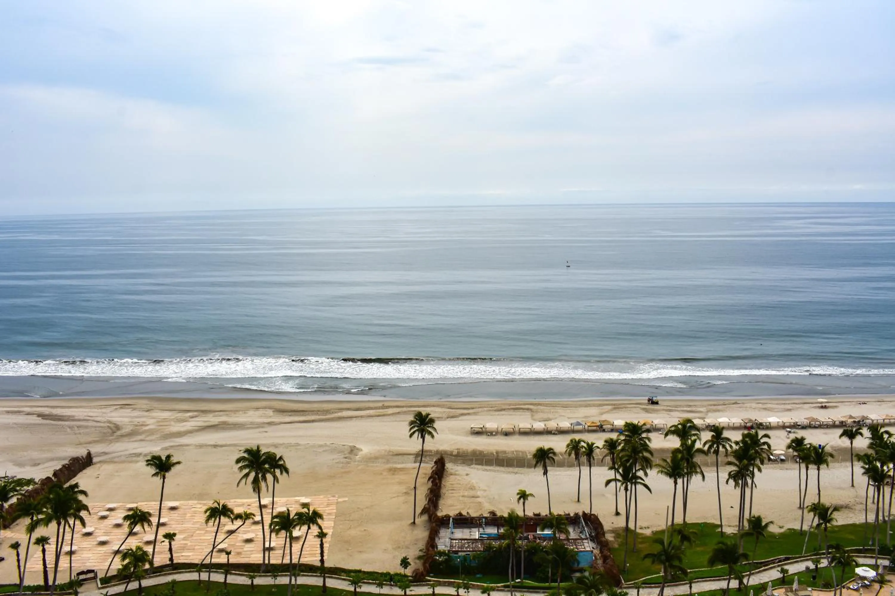 Deluxe Ocean View King in Princess Mundo Imperial Riviera Diamante Acapulco