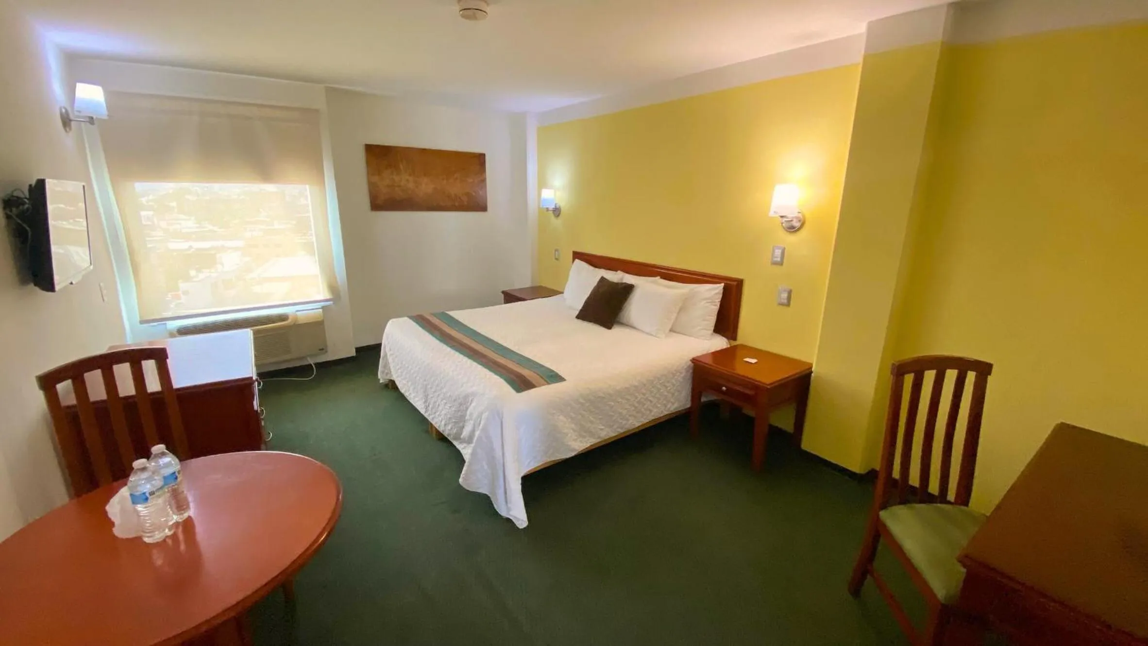 Standard King Room in Hotel Enterprise Inn Poliforum