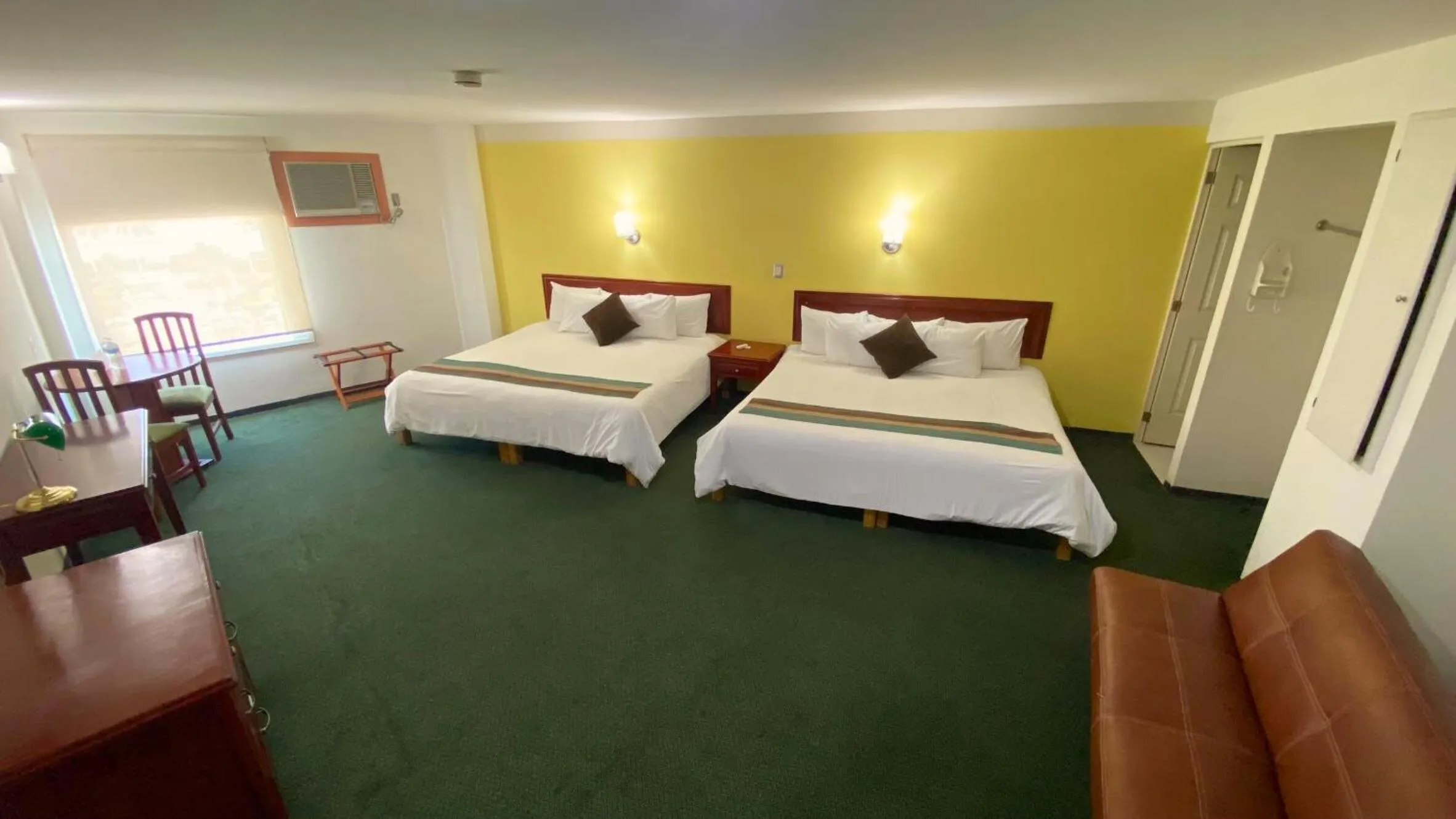 Family Suite in Hotel Enterprise Inn Poliforum