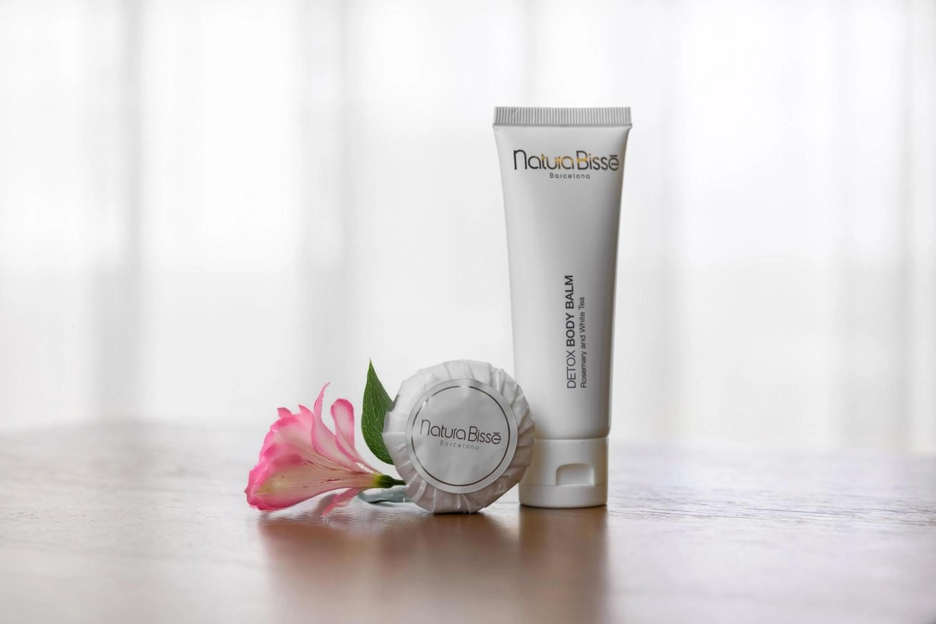 Superior Junior Suite Ocean View - King Size Bed in Sun Palace - All Inclusive Adults Only