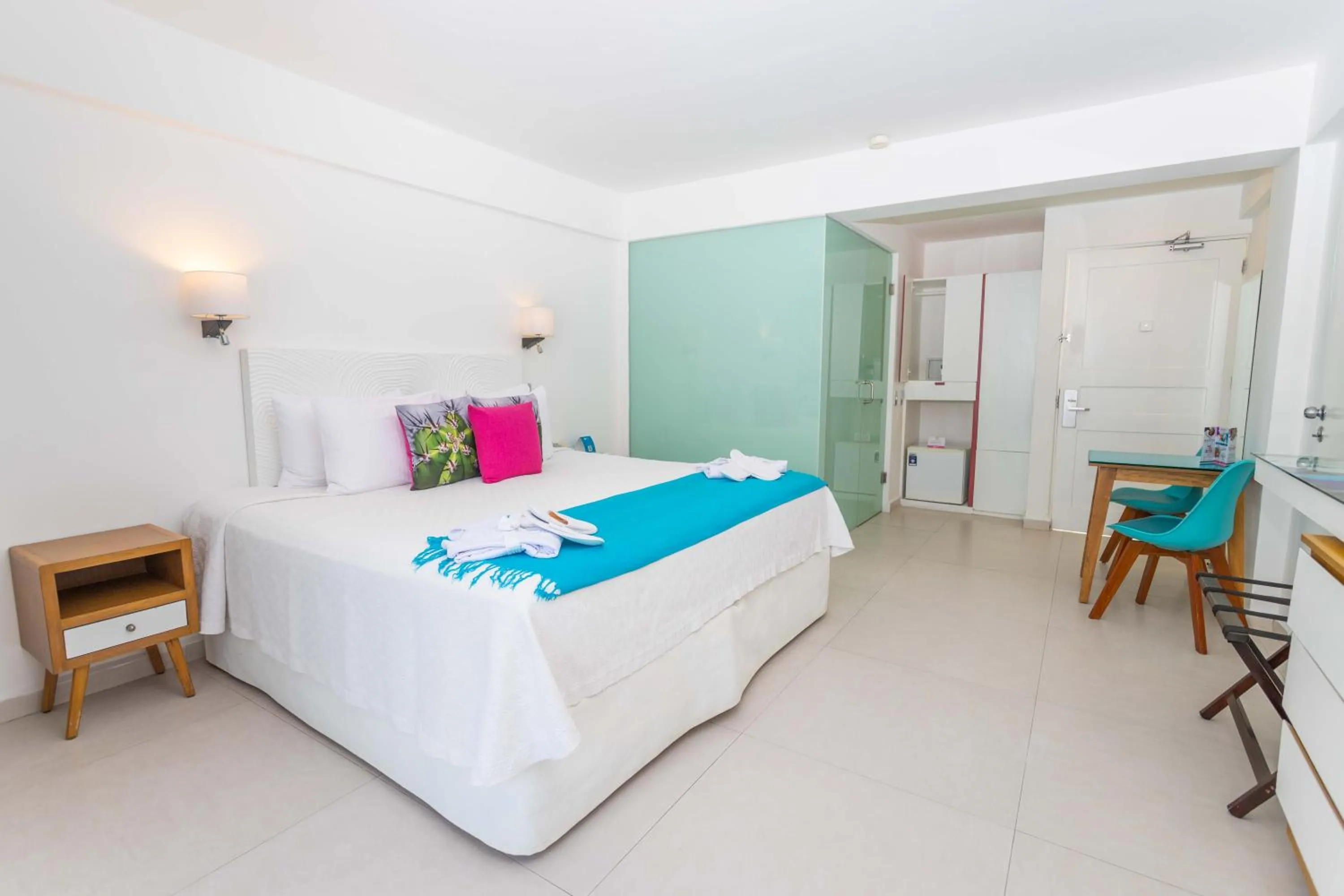 Family Room with Sea View - single occupancy in Mia Reef Isla Mujeres - All Inclusive Resort