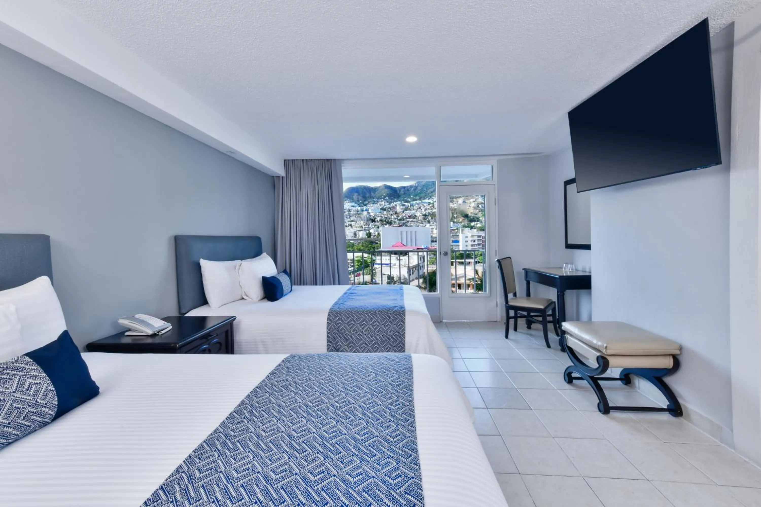 Double Room with Two Double Beds Mountain View in Krystal Beach Acapulco