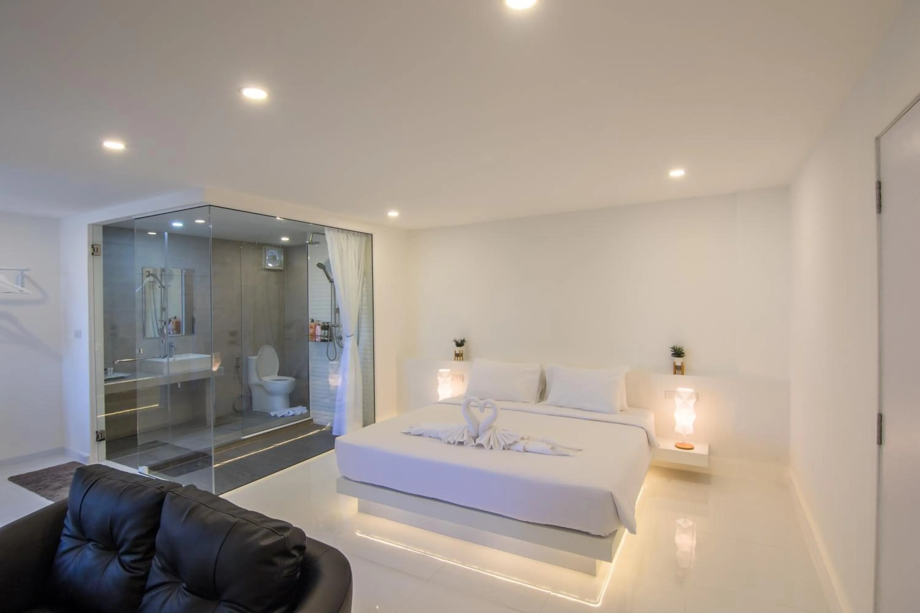 Single Room in Thewhitehotel BY Charoensri - SHA Extra Plus