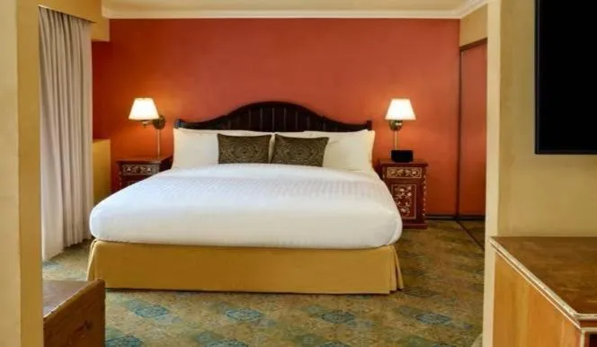 Top Floor One Bedroom Suite in Petit Ermitage