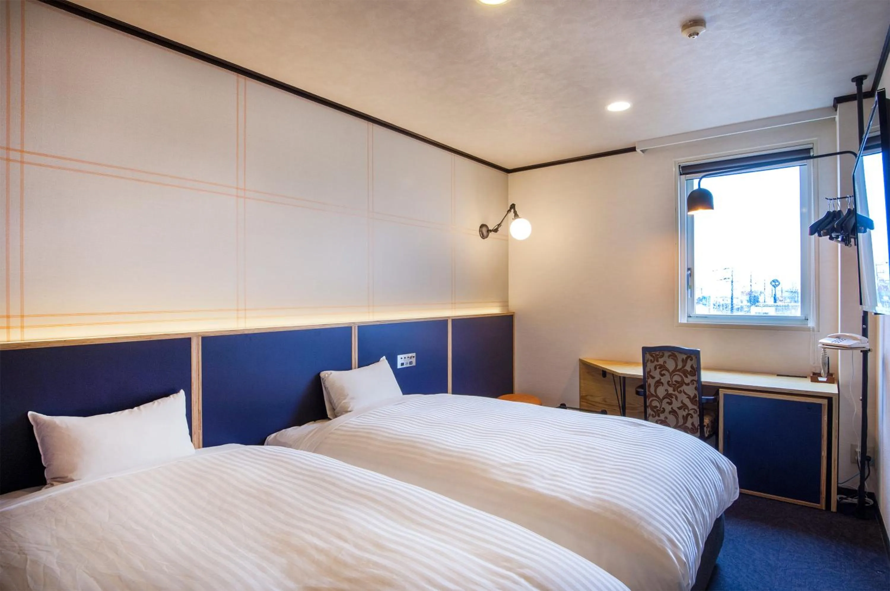 Superior Twin Room in TsukubaNoYu Urban Hotel