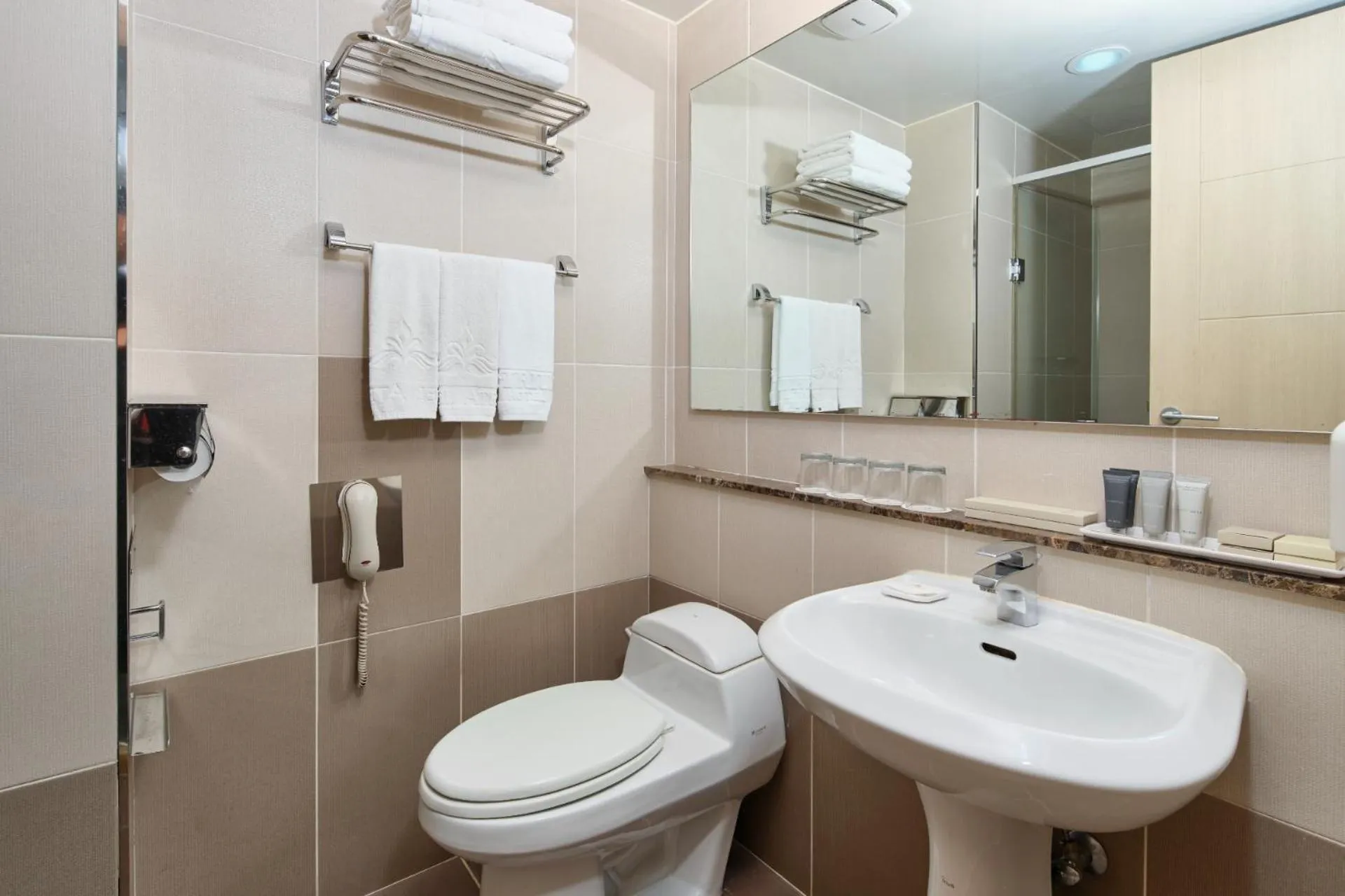 Deluxe Twin Room in Hotel Atrium Jongno