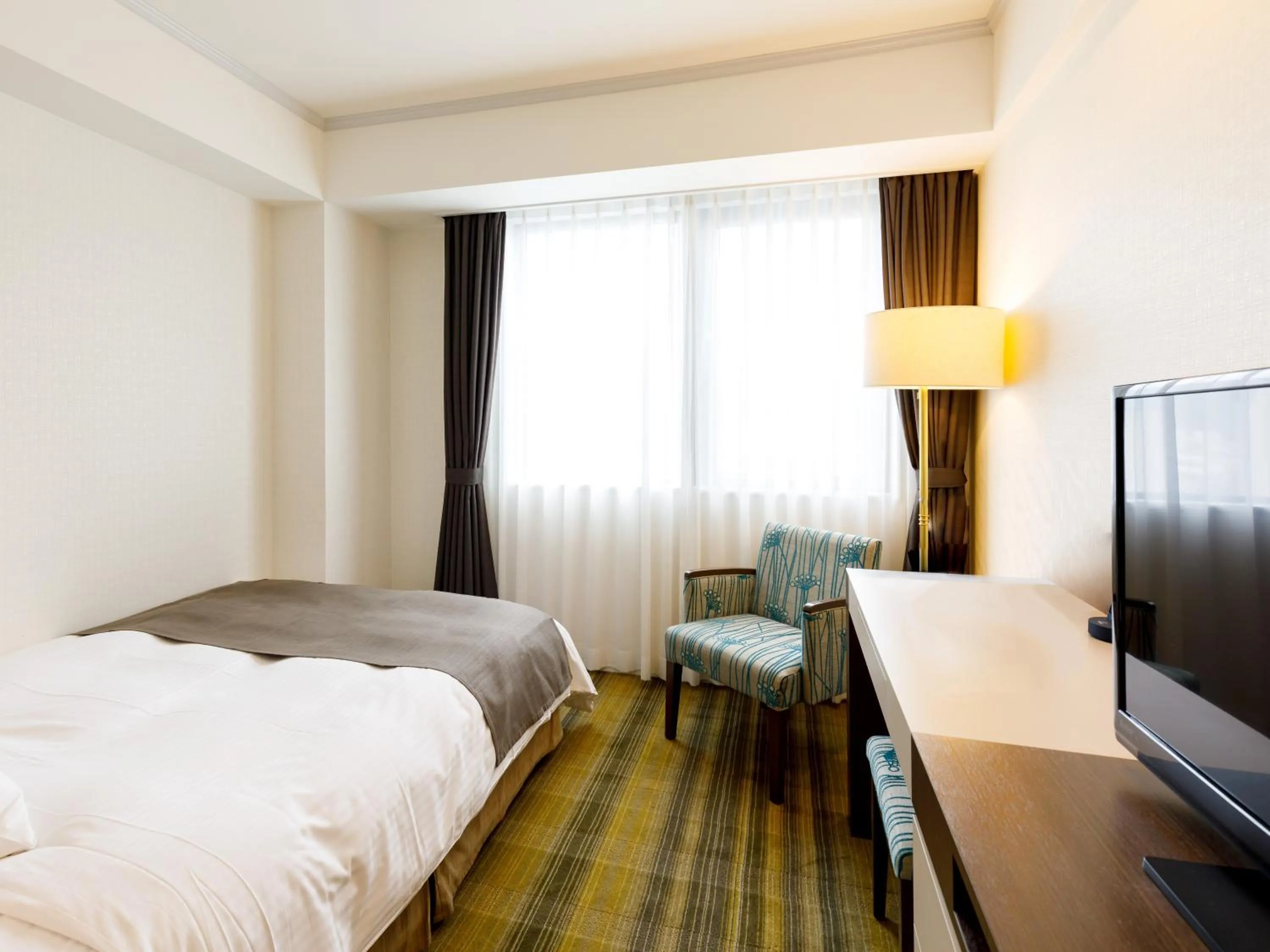 Standard Double Room with Small Double Bed - single occupancy in Chisun Grand Takayama