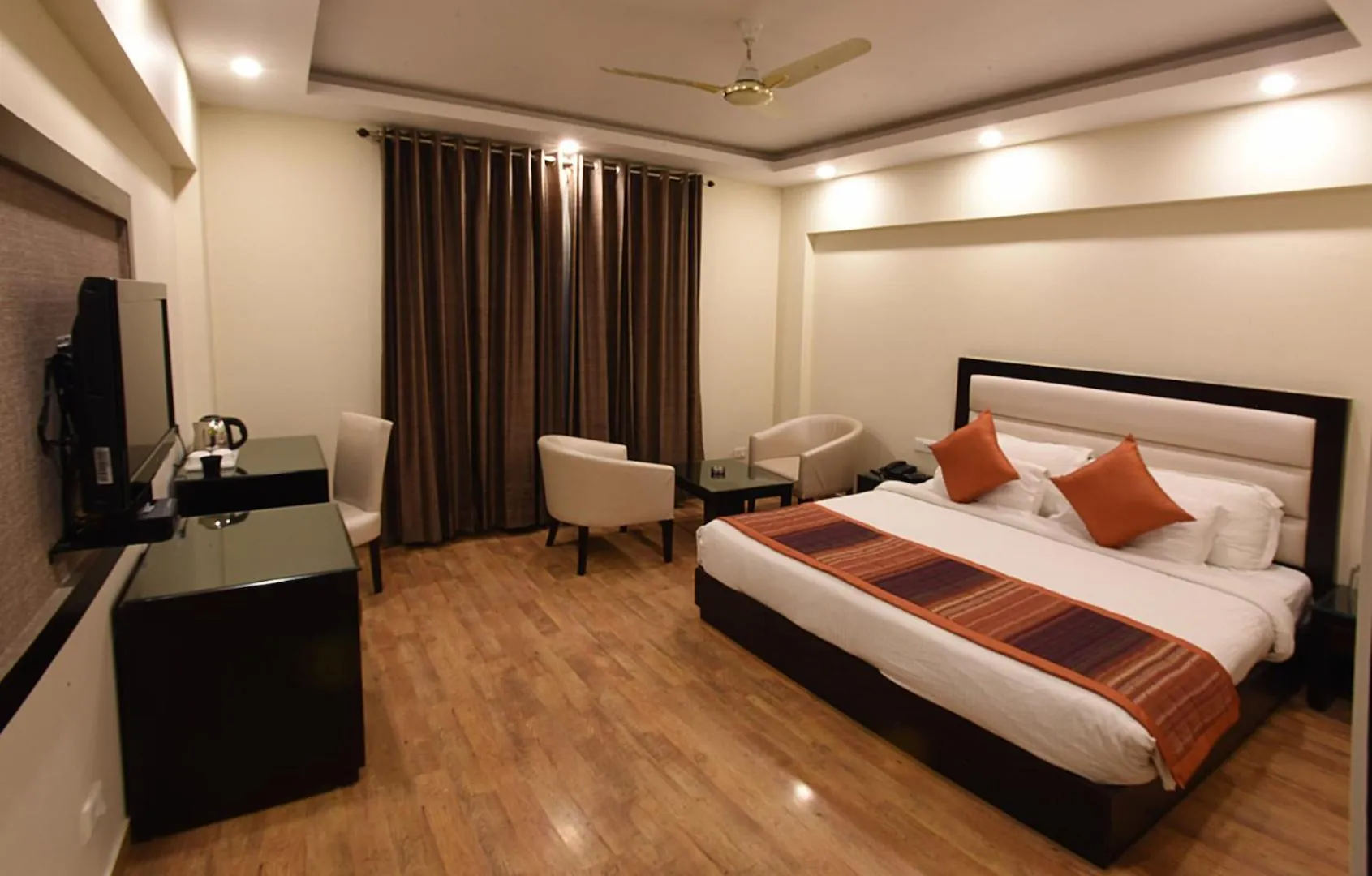 Executive Double Room - single occupancy in Starz Clarks INN Mussoorie