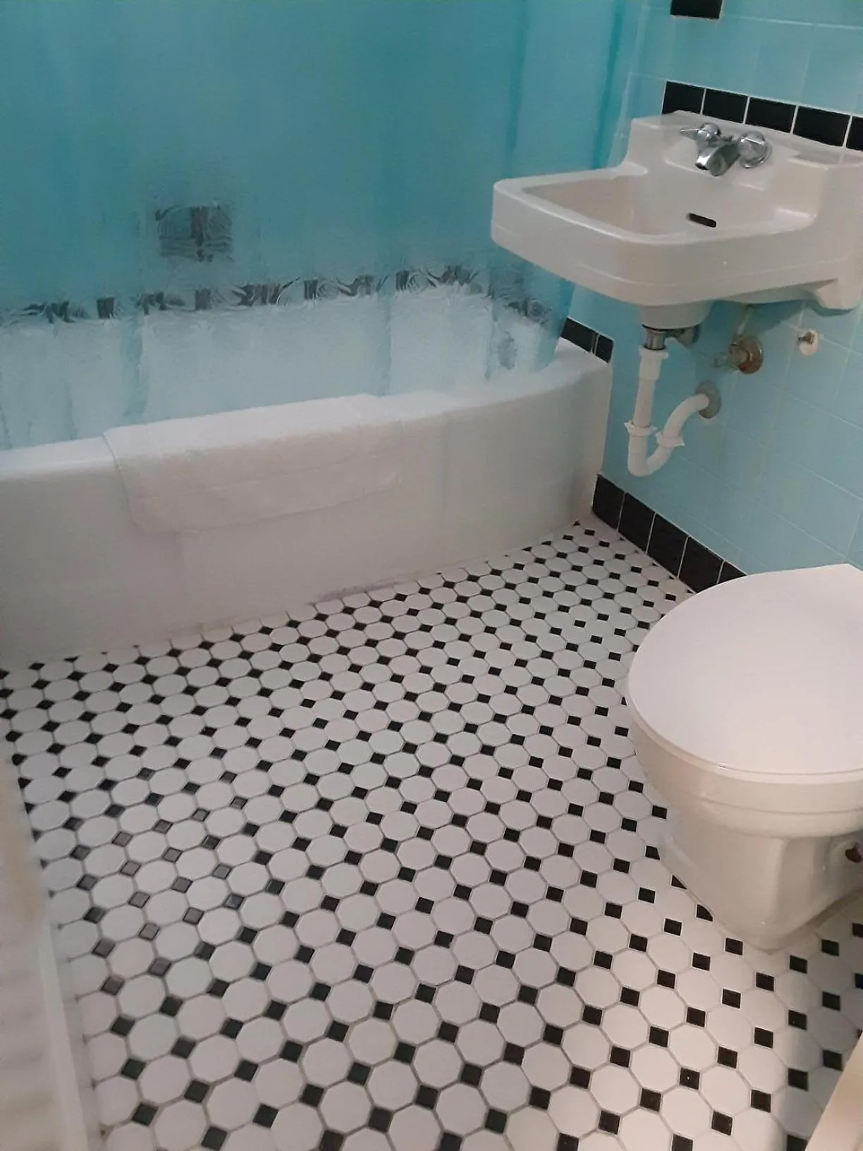 Family Room in Island House South Beach