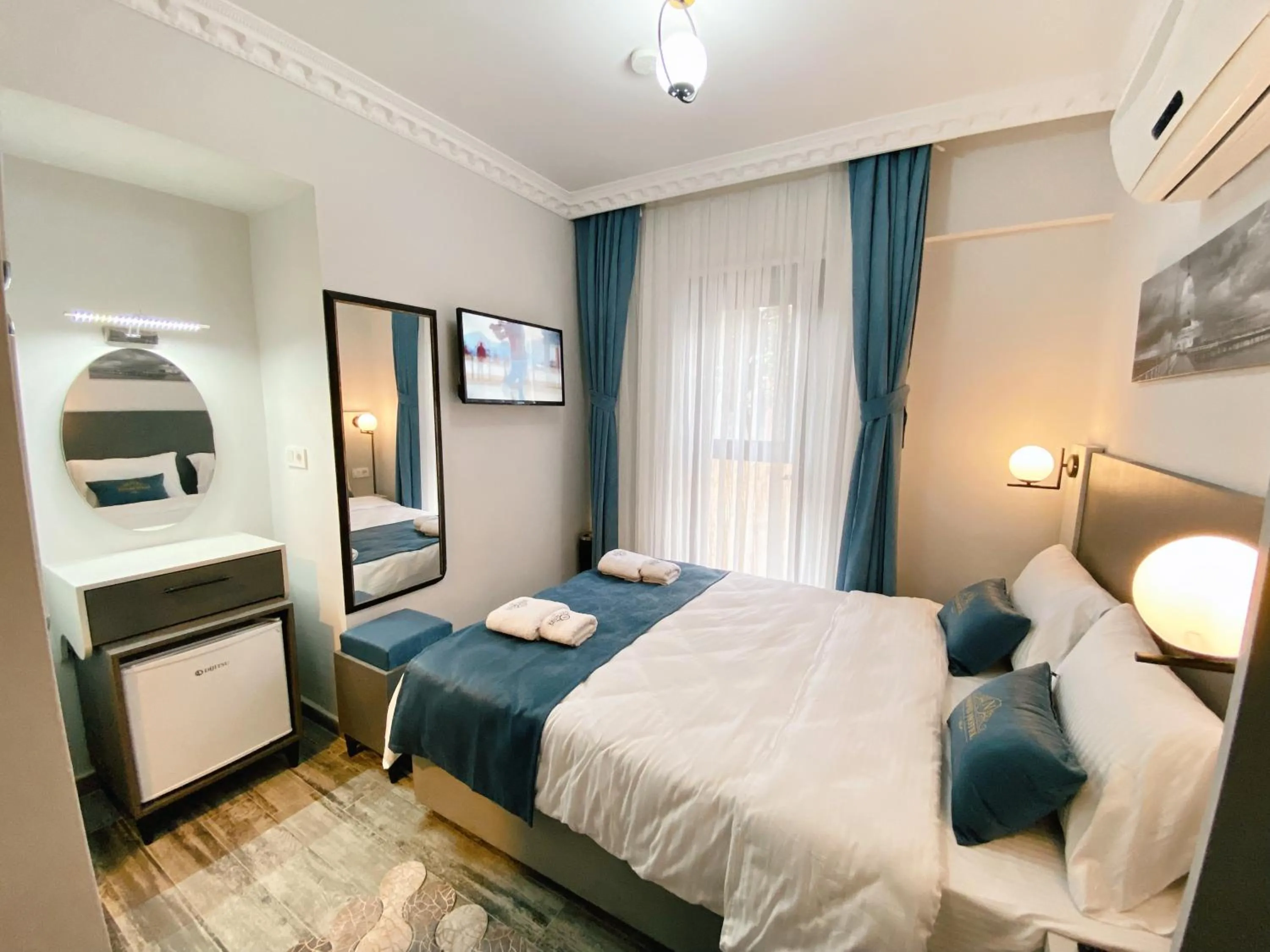 Budget Double Room in Nefis Hotel City