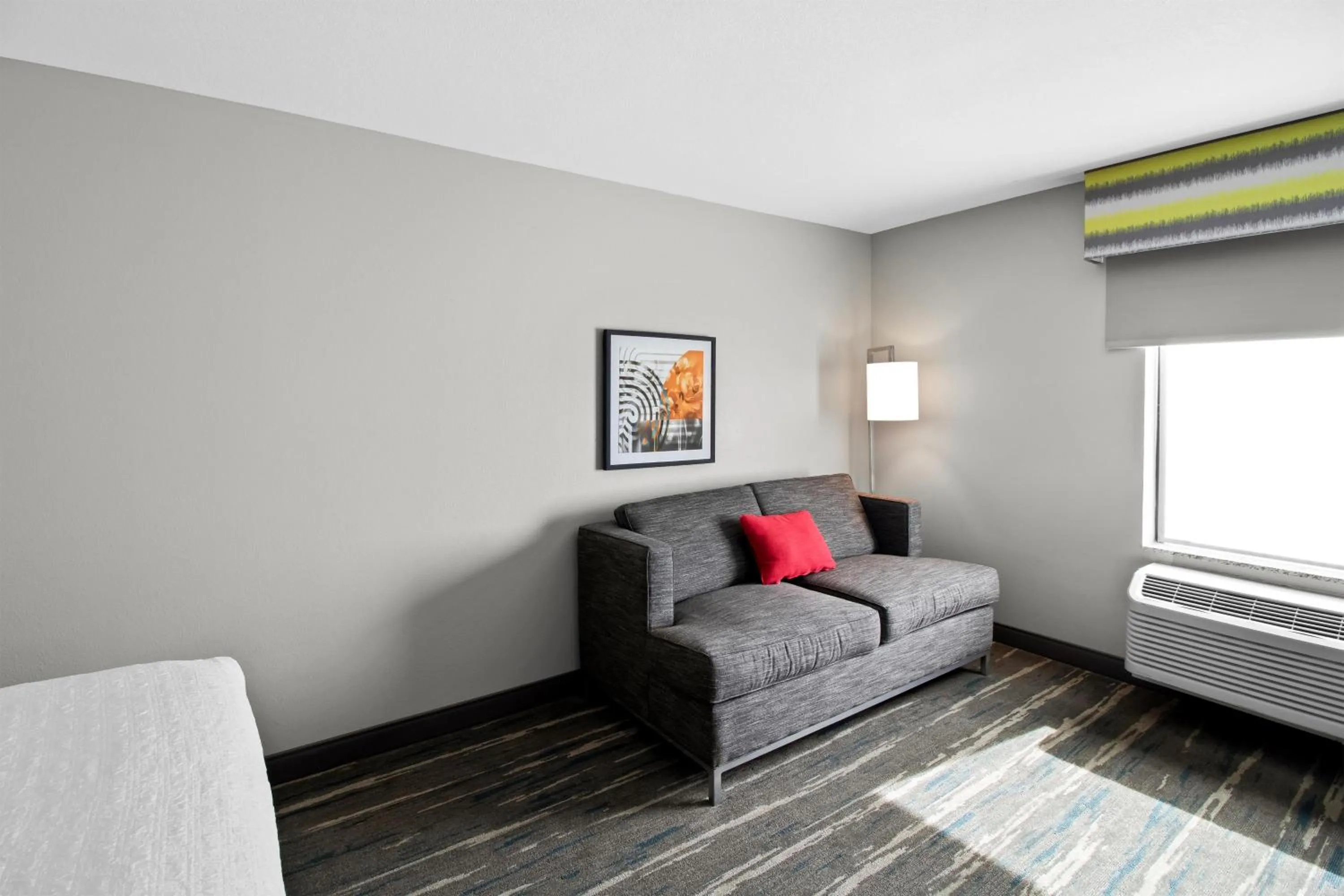 King Studio Suite with Sofa Bed - Non-Smoking in Hampton Inn Middletown