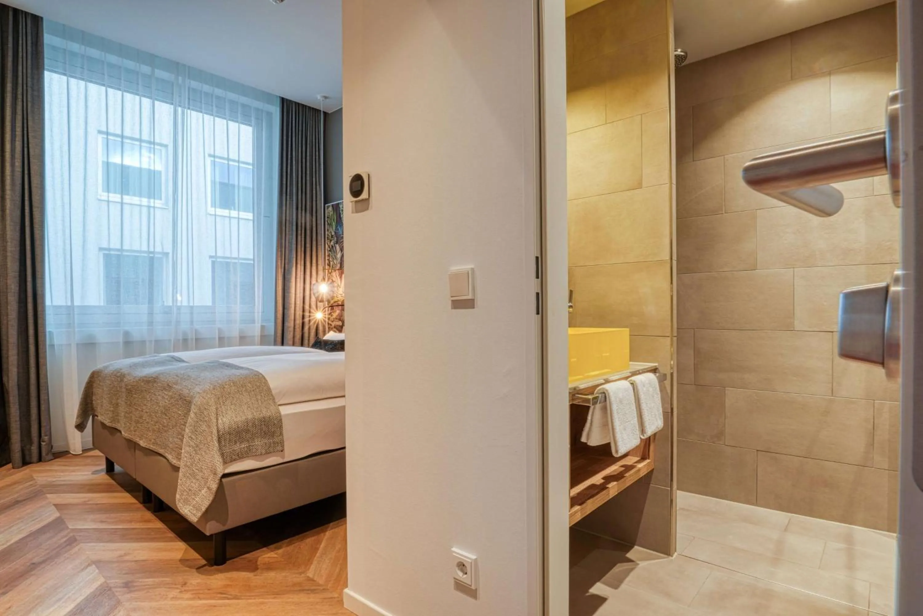 Comfort Plus Double Room - single occupancy in Vienna House Easy by Wyndham Hamburg Bergedorf