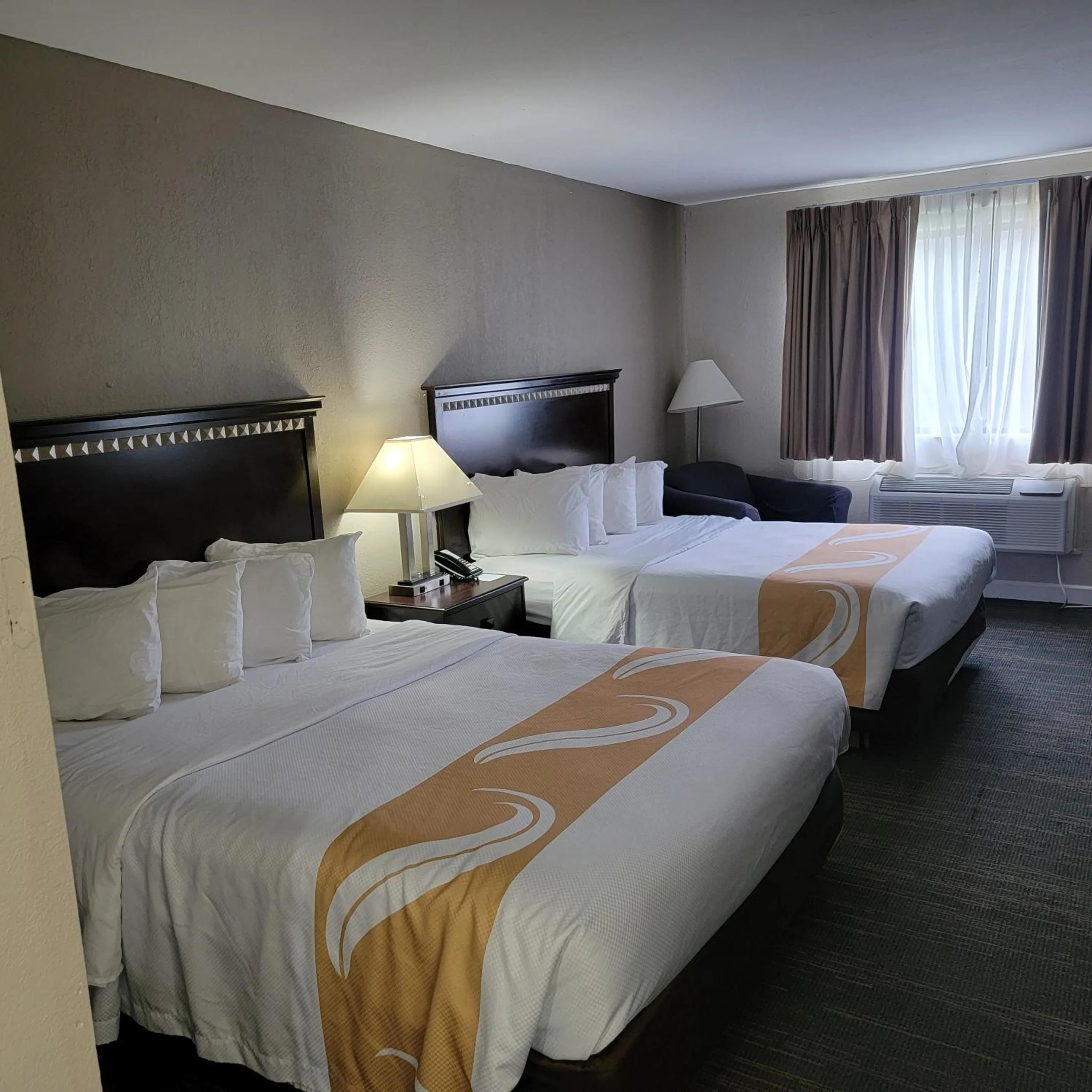 Queen Room with Two Queen Beds in Remembrance Inn