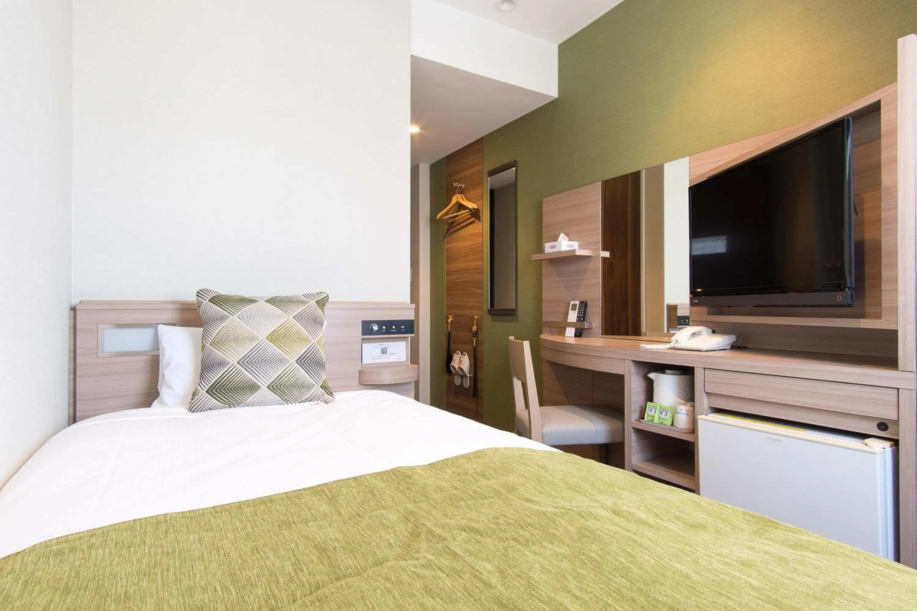 Standard  Single Room - Smoking in Fujinomiya Fujikyu Hotel