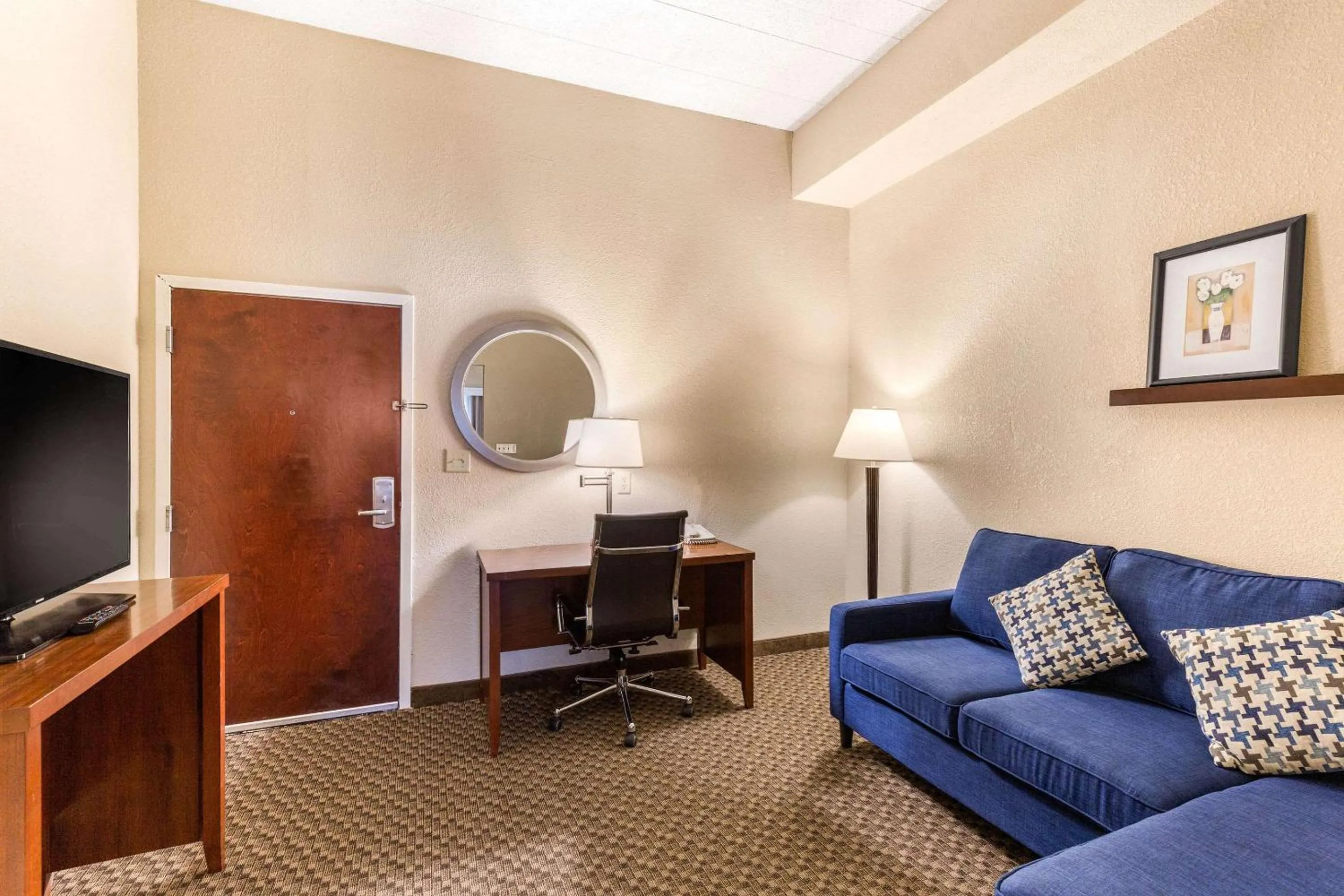 King Suite - Non-Smoking in Comfort Suites Elkridge Columbia Gateway