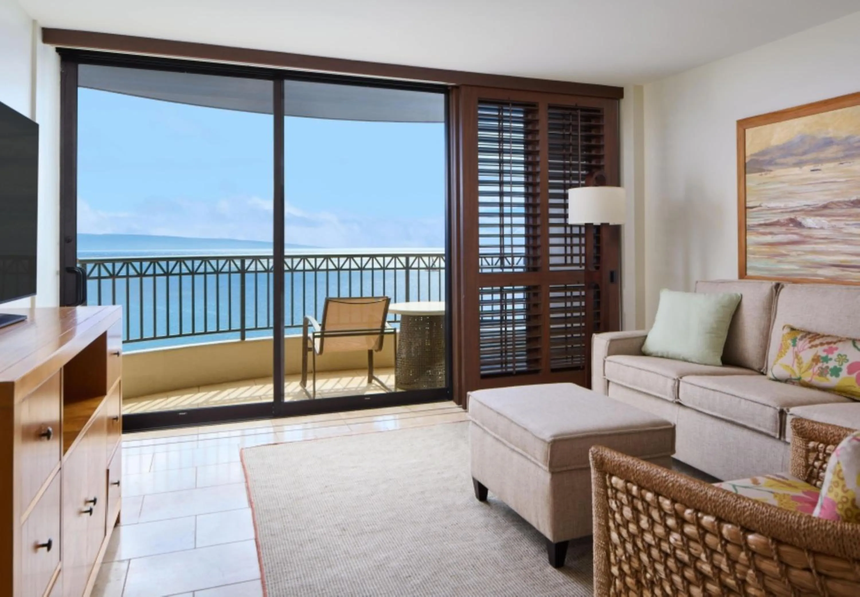	 Tower Ocean Front 1 Bedroom Suite (Lanai) in Royal Lahaina Resort & Bungalows