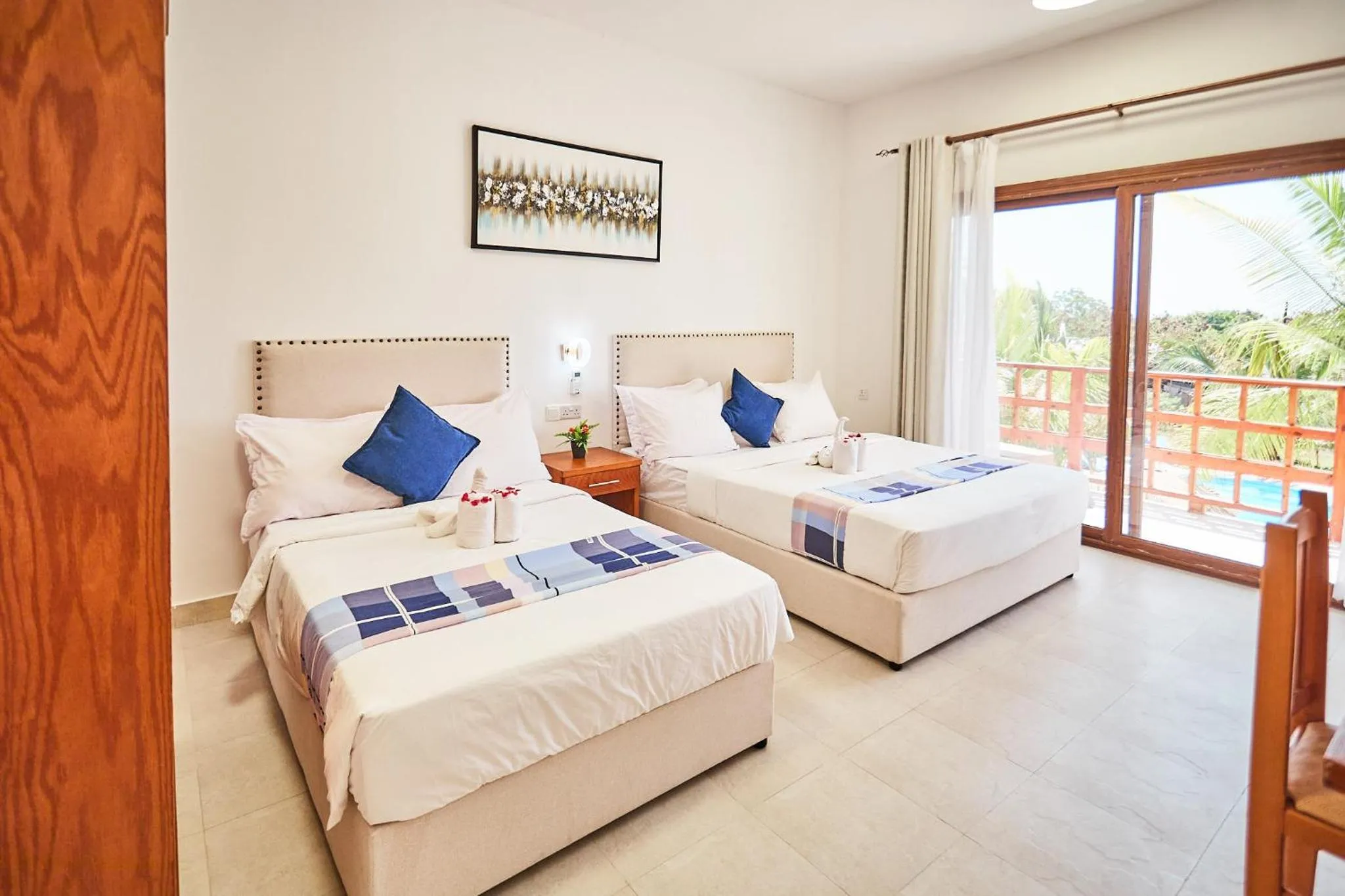 Deluxe Twin Room with Sea View in Malika Nungwi Hotel