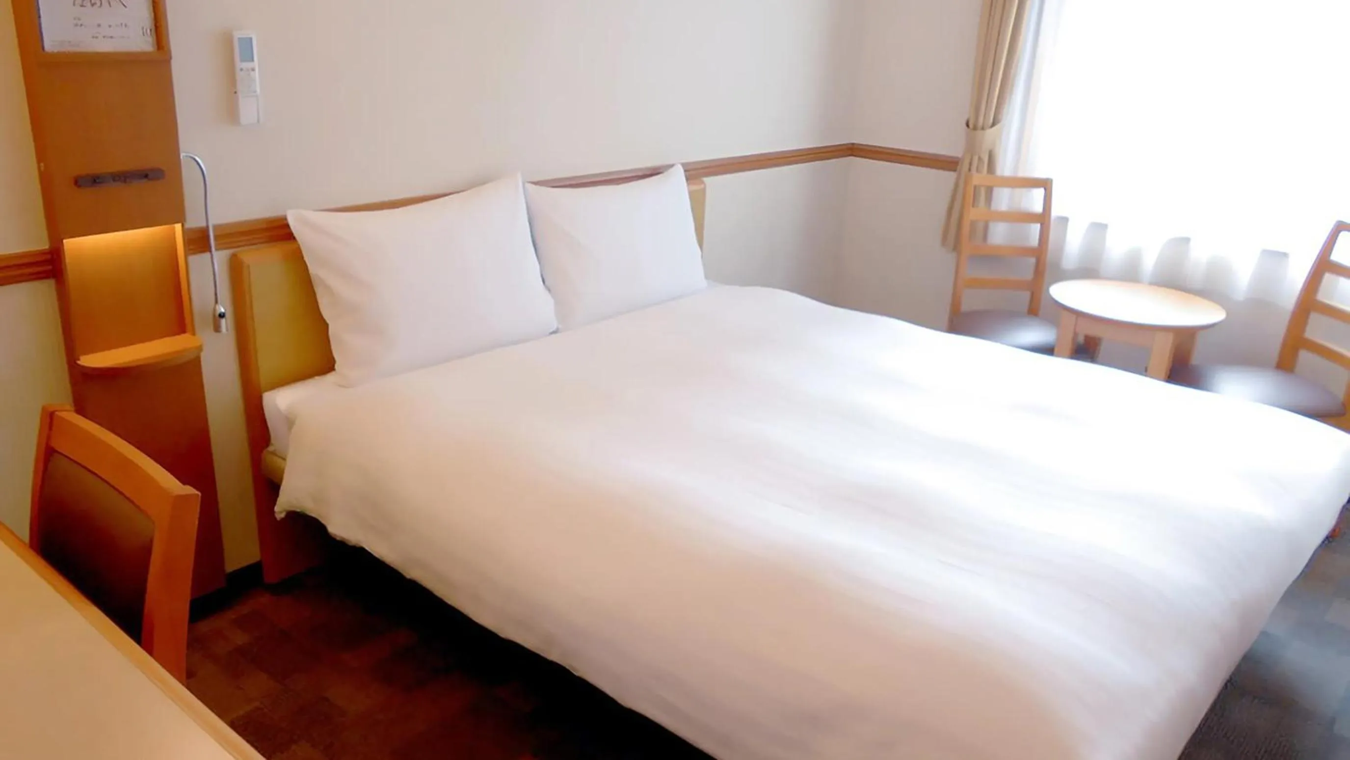 Queen Room - Smoking in Toyoko Inn Shin-yamaguchi-eki Shinkansen-guchi