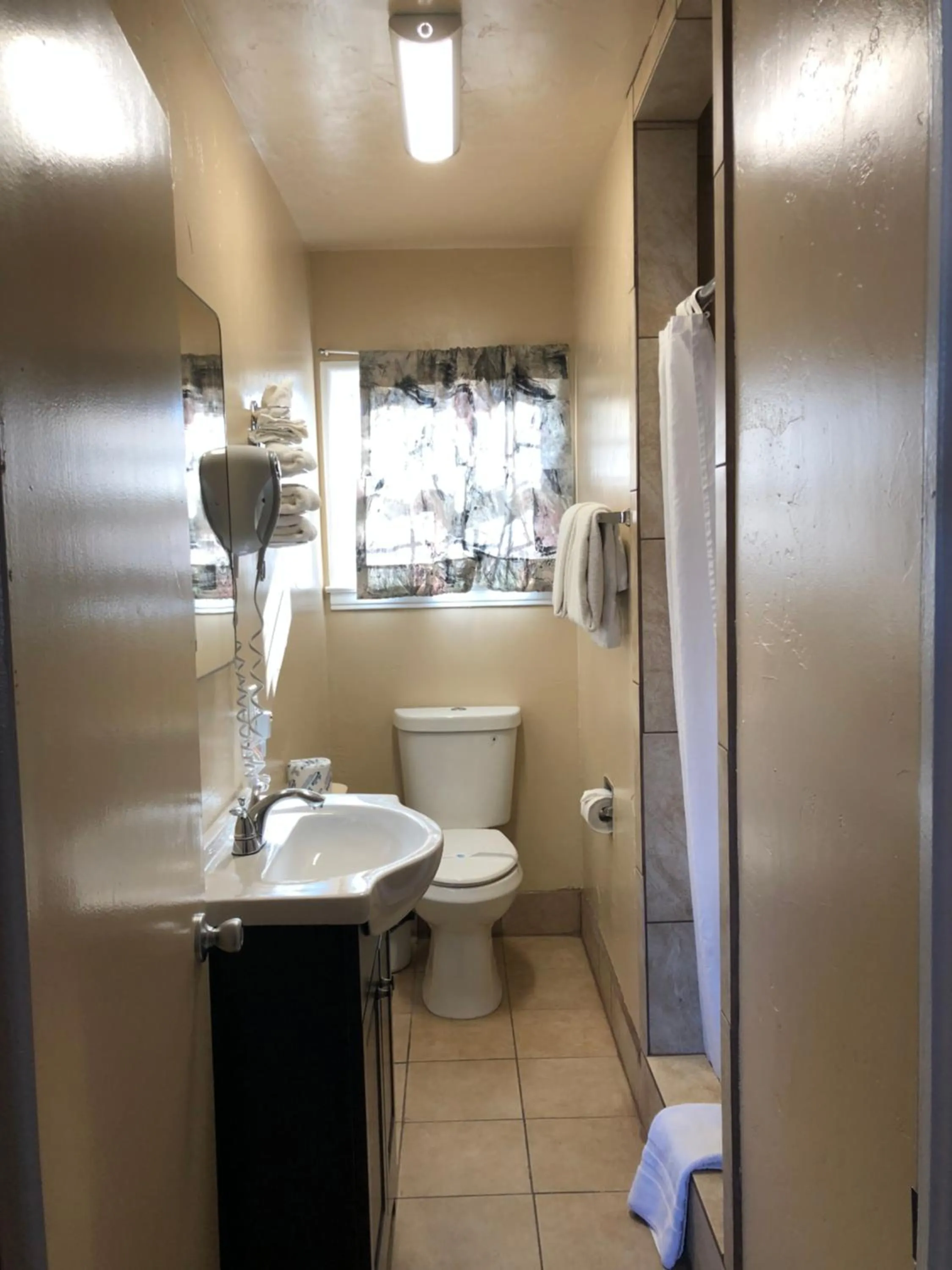 One Room with Two Double Beds in Holland Inn & Suites