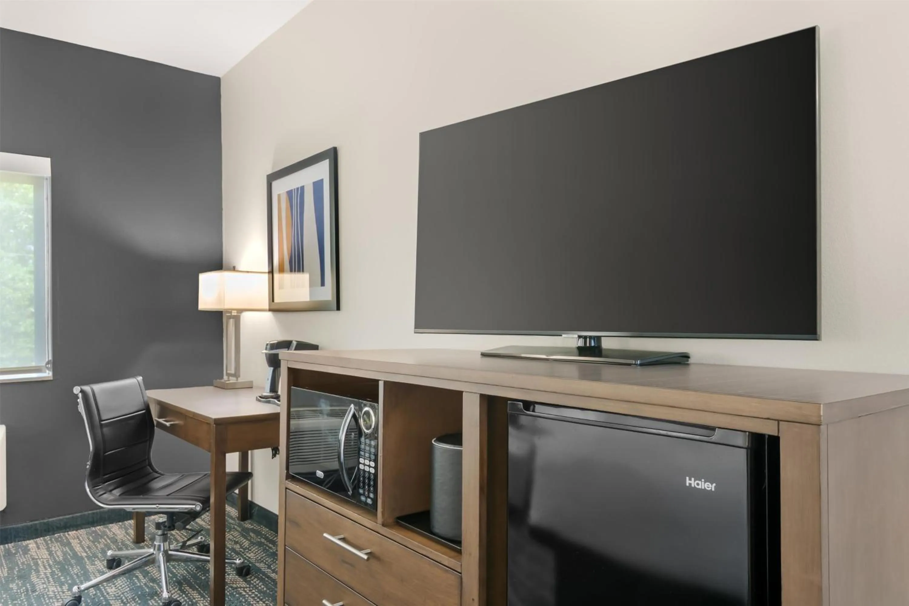 King Room - Non-Smoking in Best Western Plus Washington Hotel