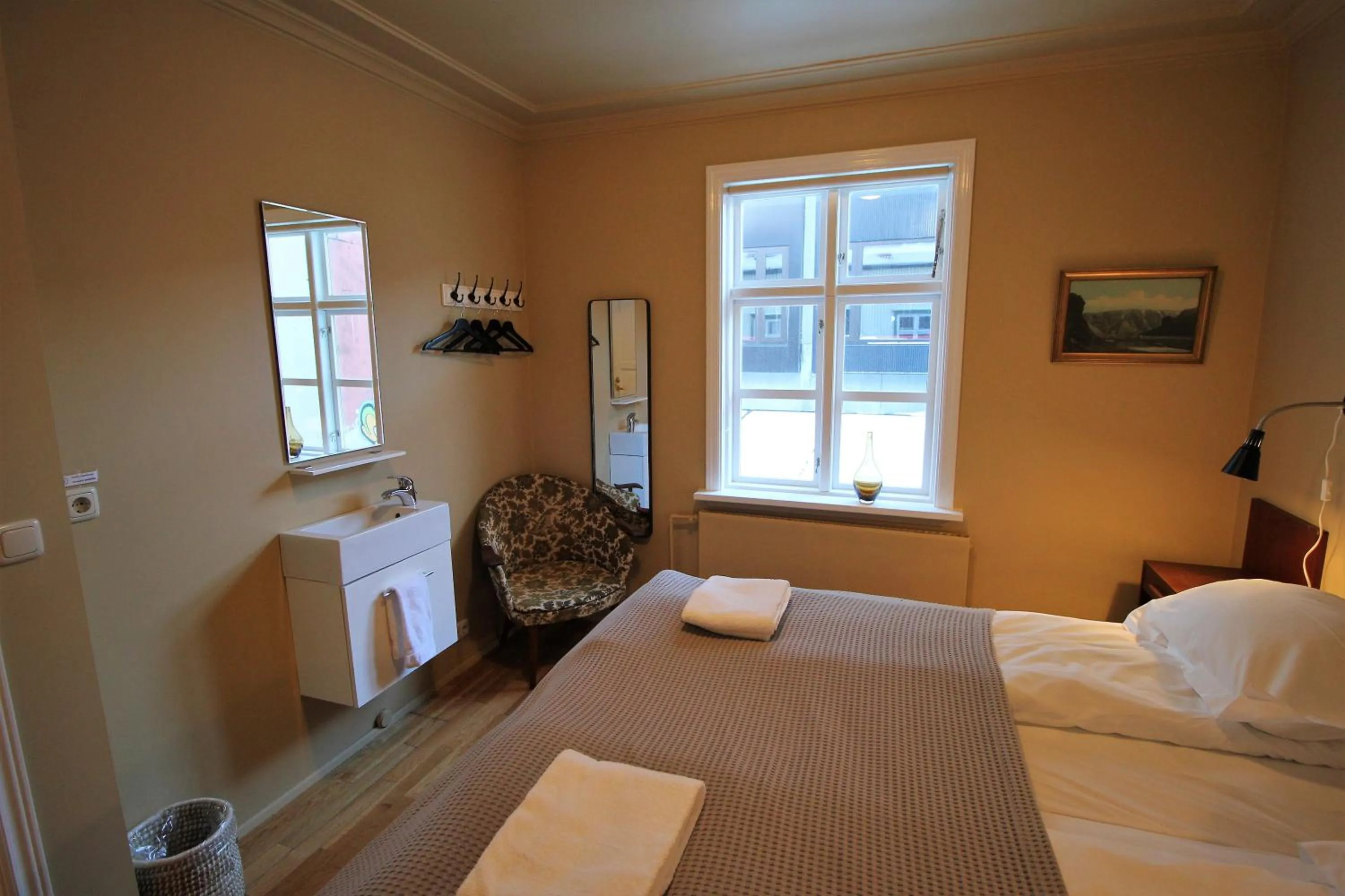 Double Room with Shared Bathroom in Grettir Guesthouse Downtown Charm