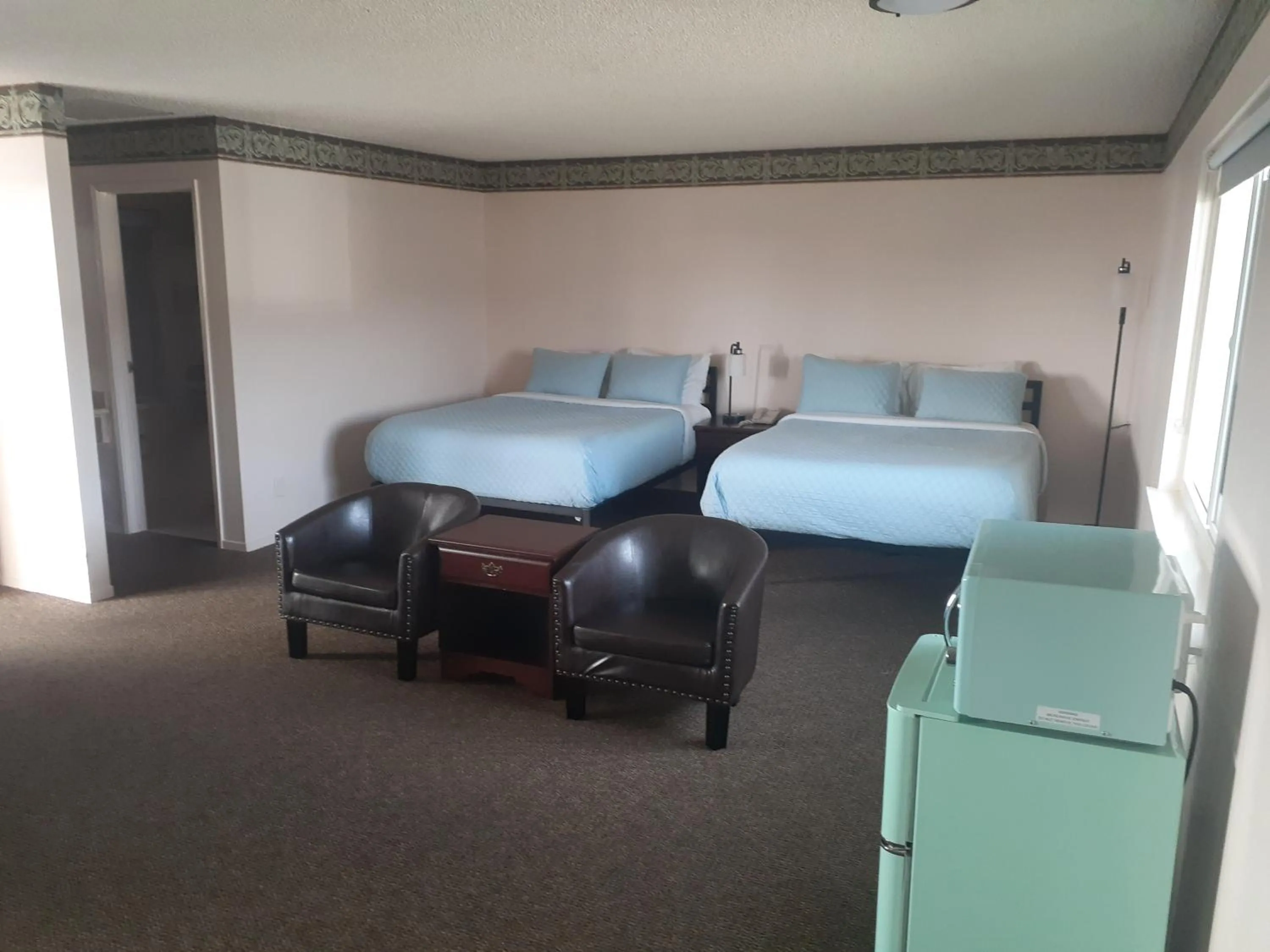 Queen Room with Two Queen Beds in Coast Riders Inn