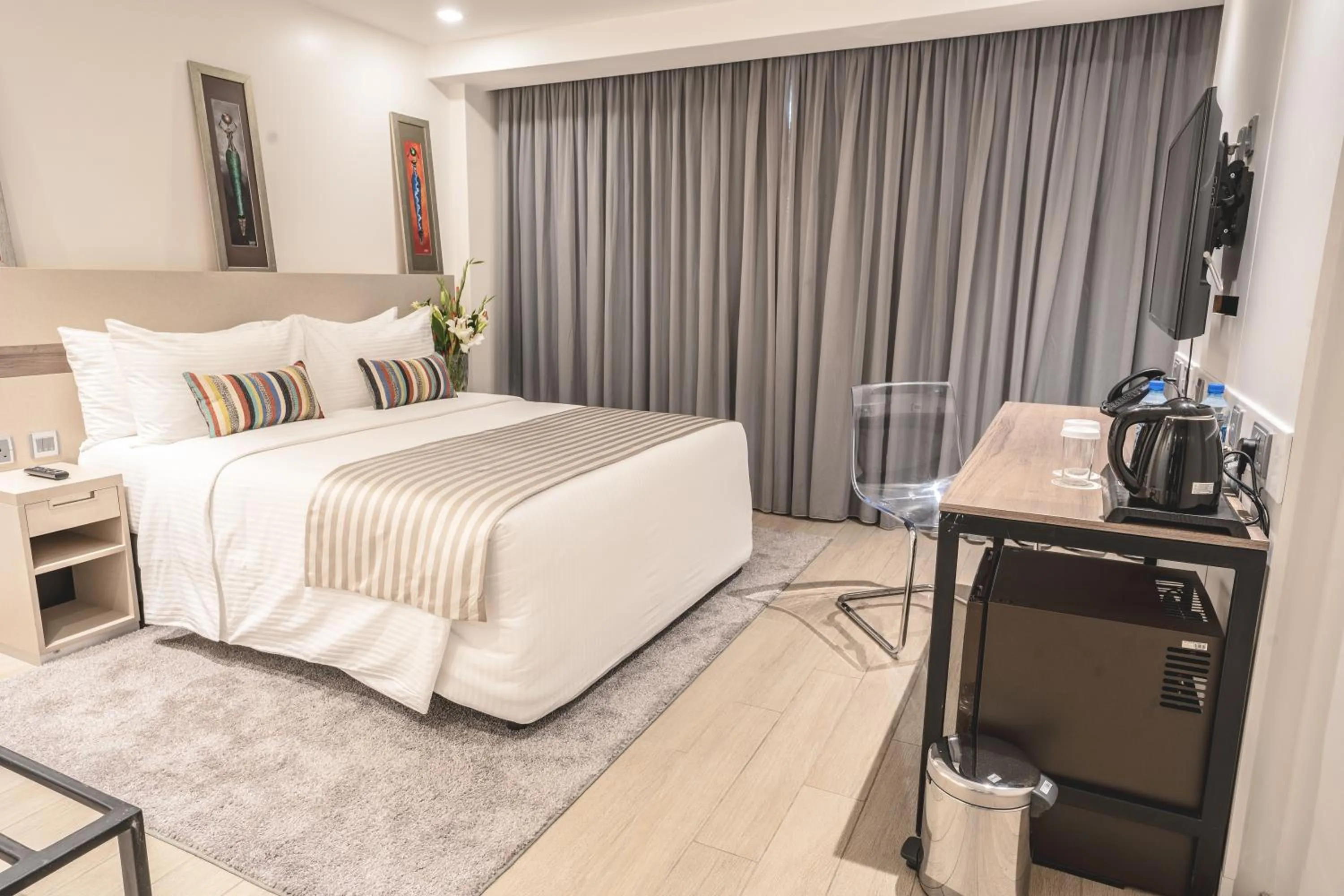 Deluxe Queen Room in Sarova Imperial Hotel